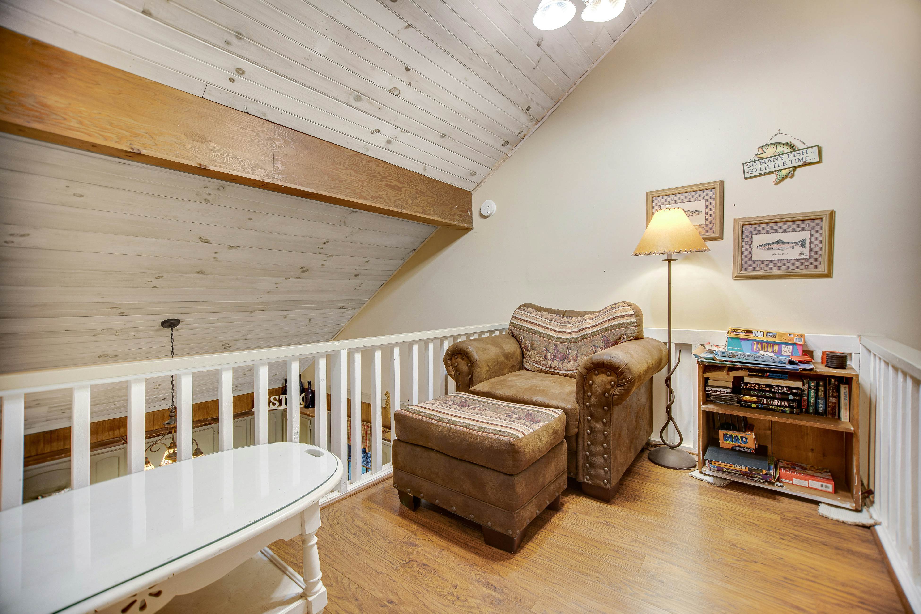 Along the River Cottage