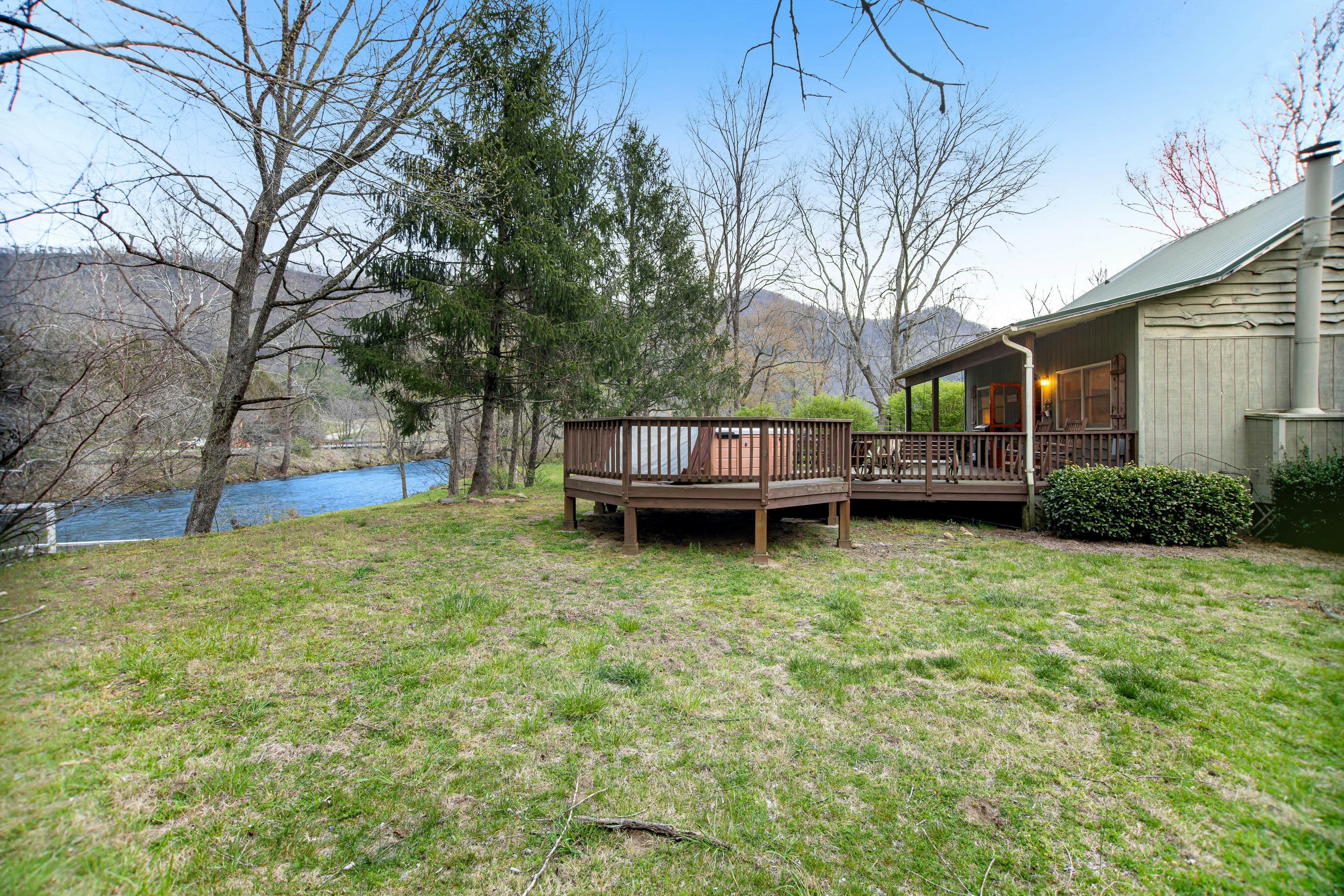 Along the River Cottage