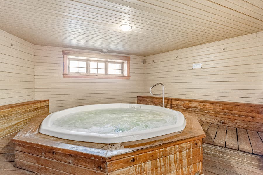 Northstar 211 2 BD Steamboat Springs, CO Vacation Rental Vacasa