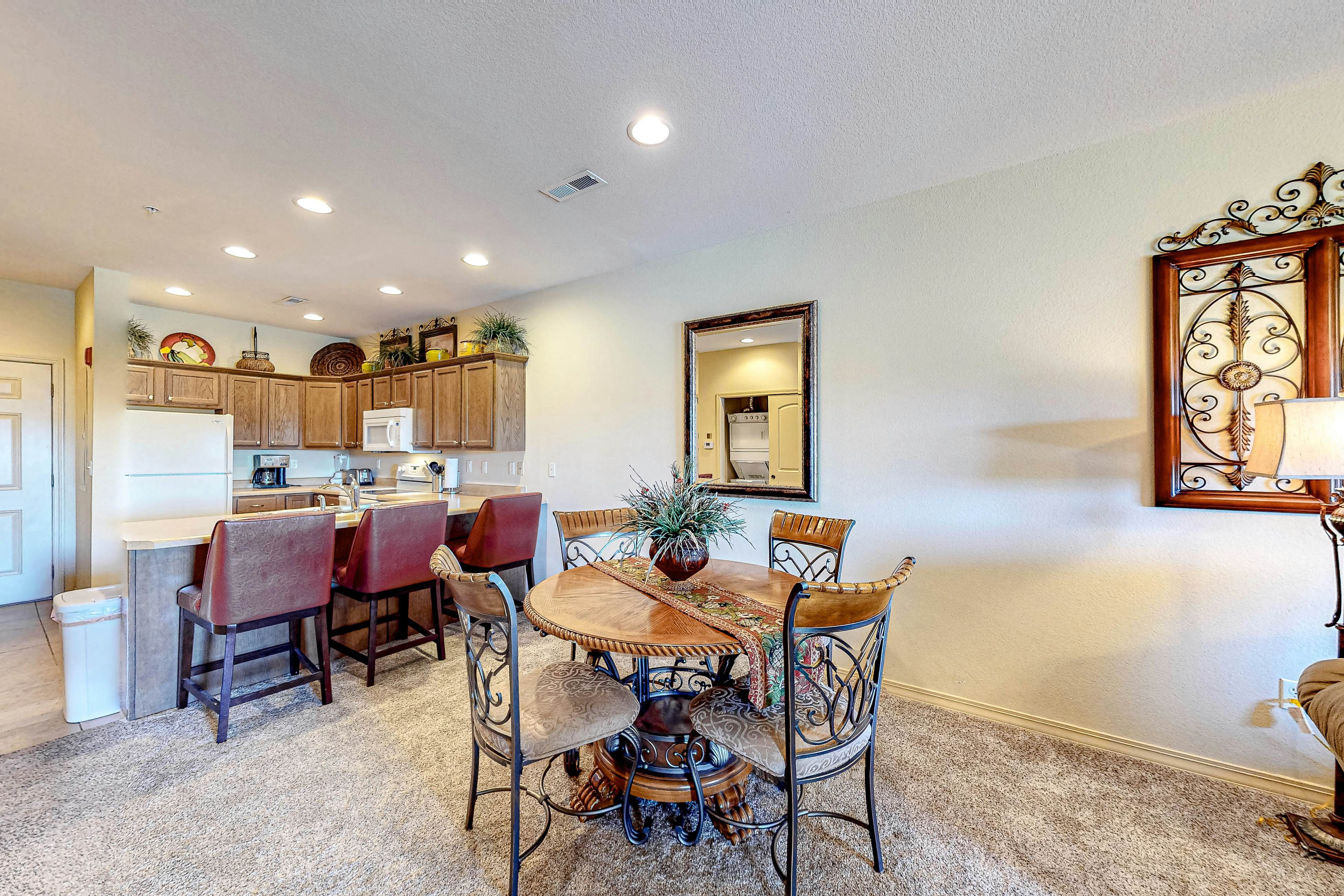 Thousand Hills Condo