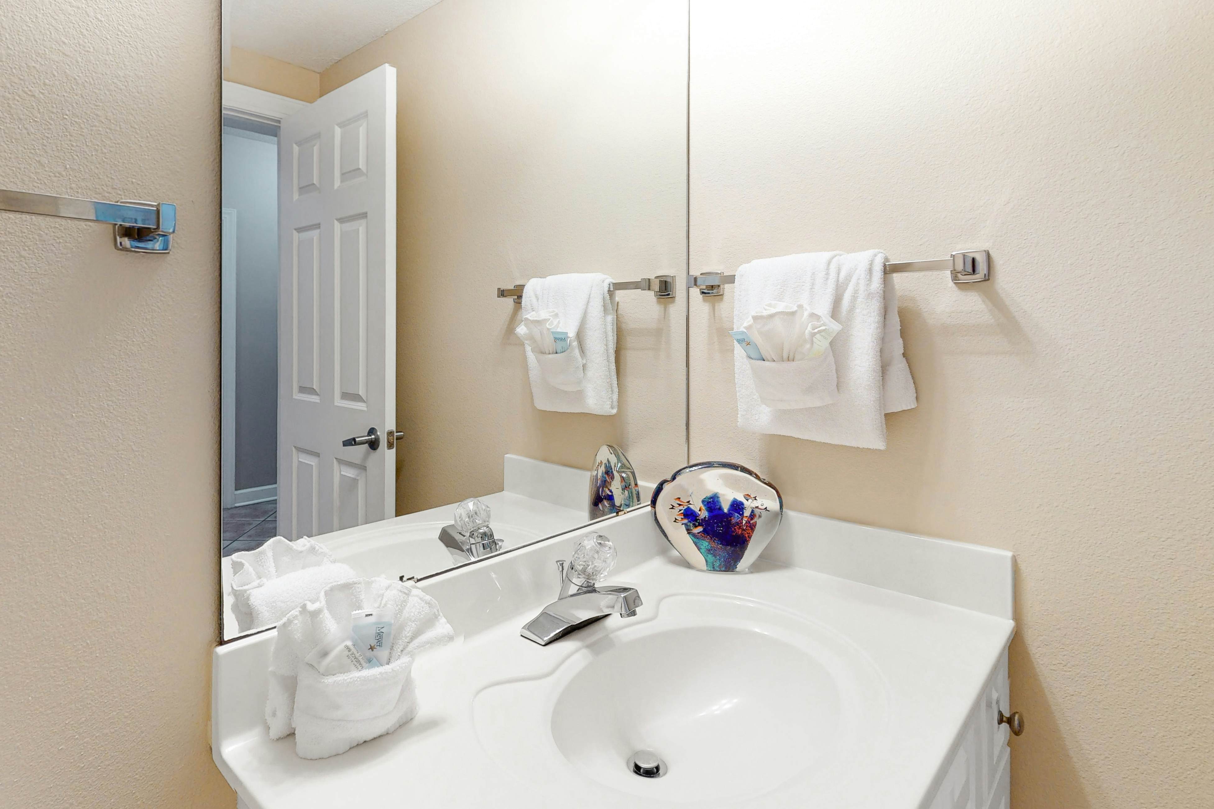 Admirals Quarters 707