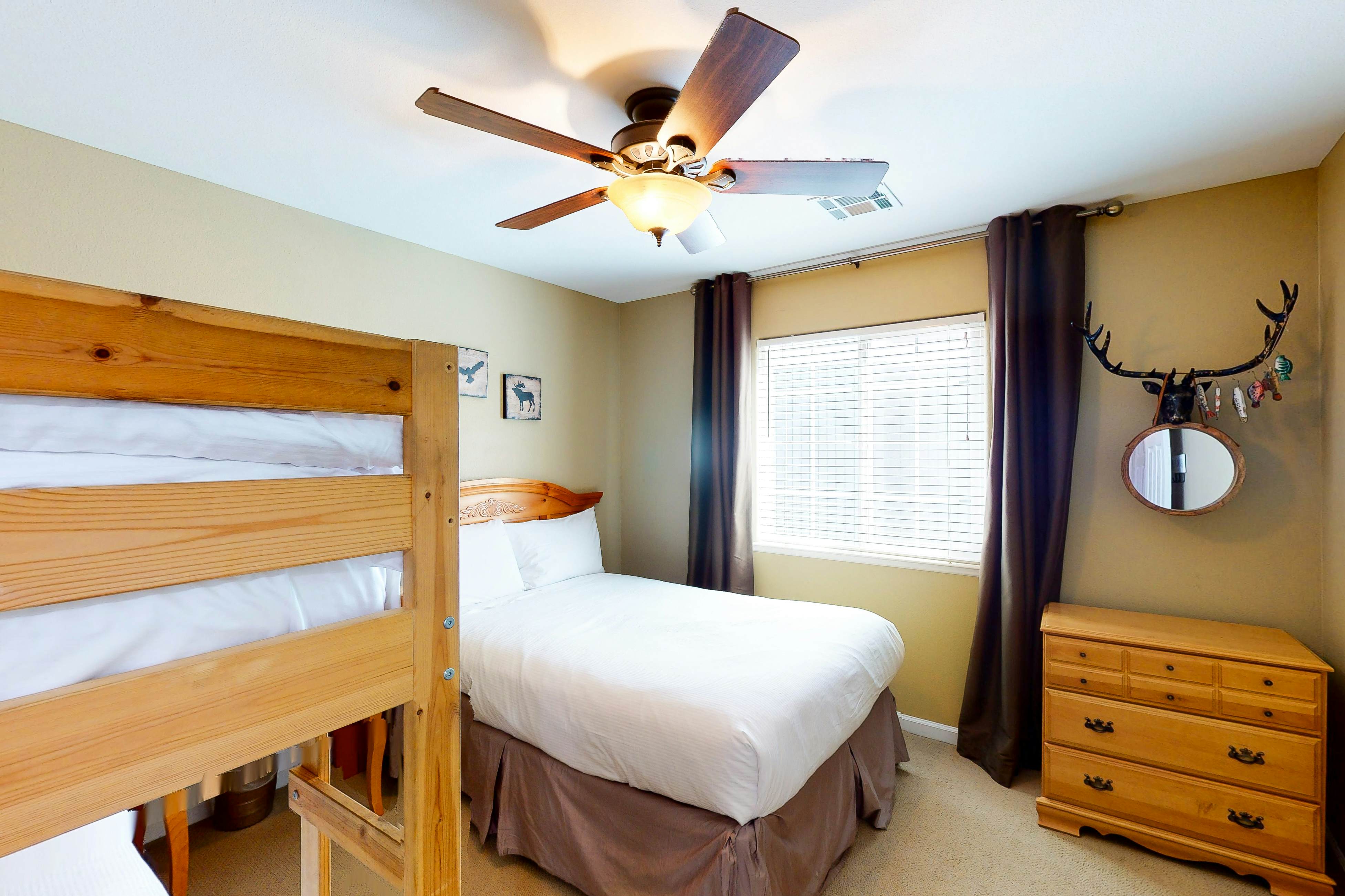 Northshore Lakeview Getaway