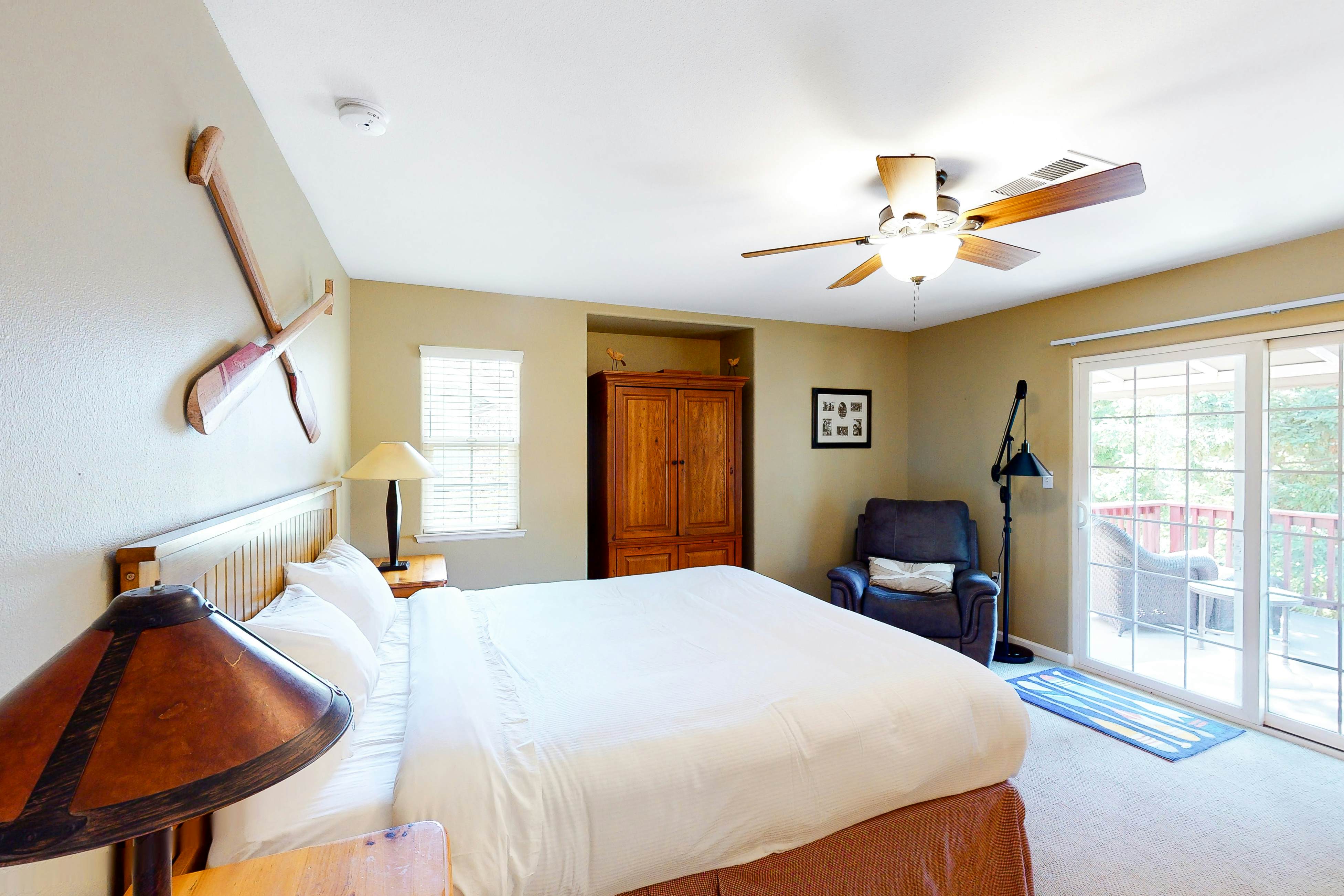 Northshore Lakeview Getaway