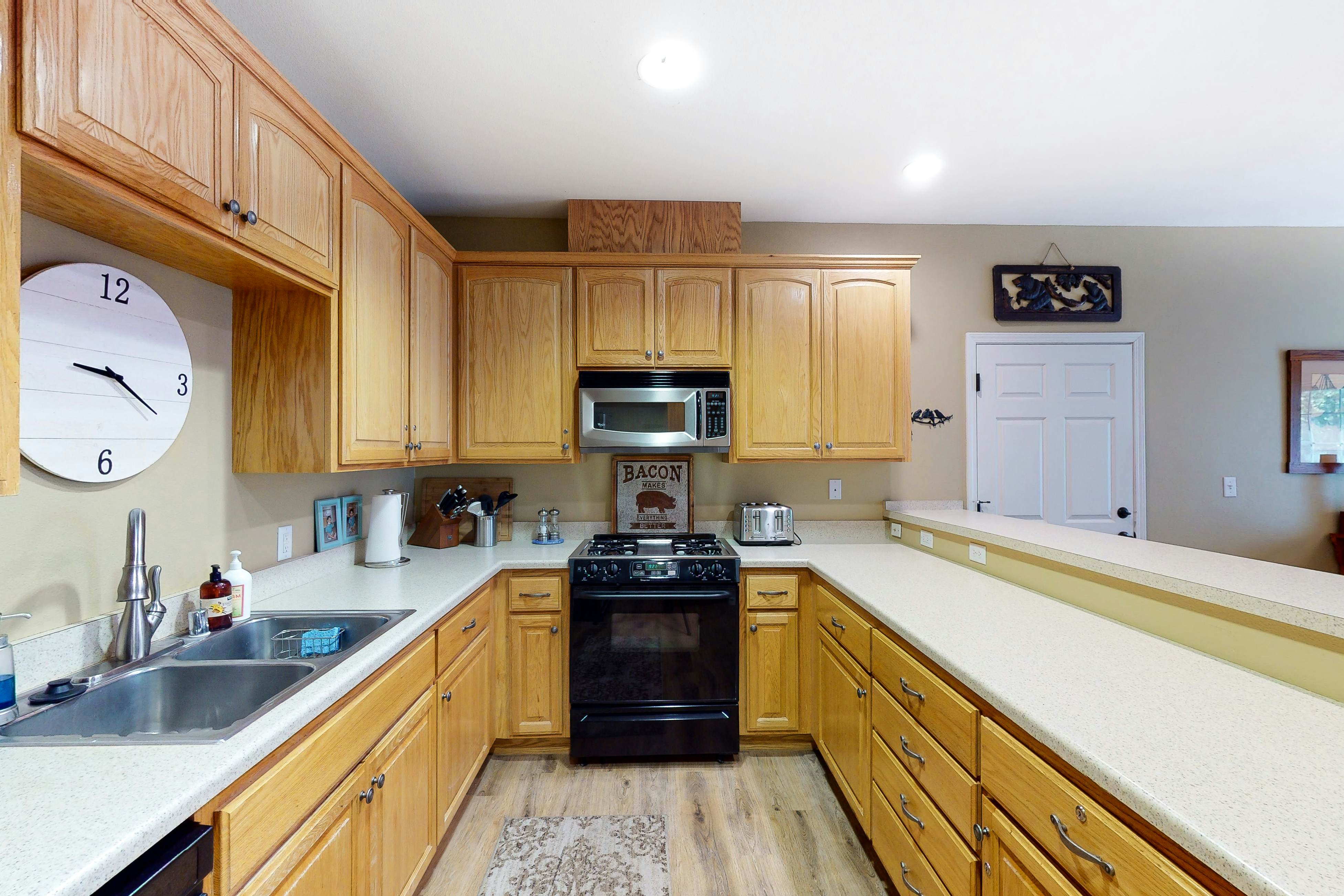 Northshore Lakeview Getaway