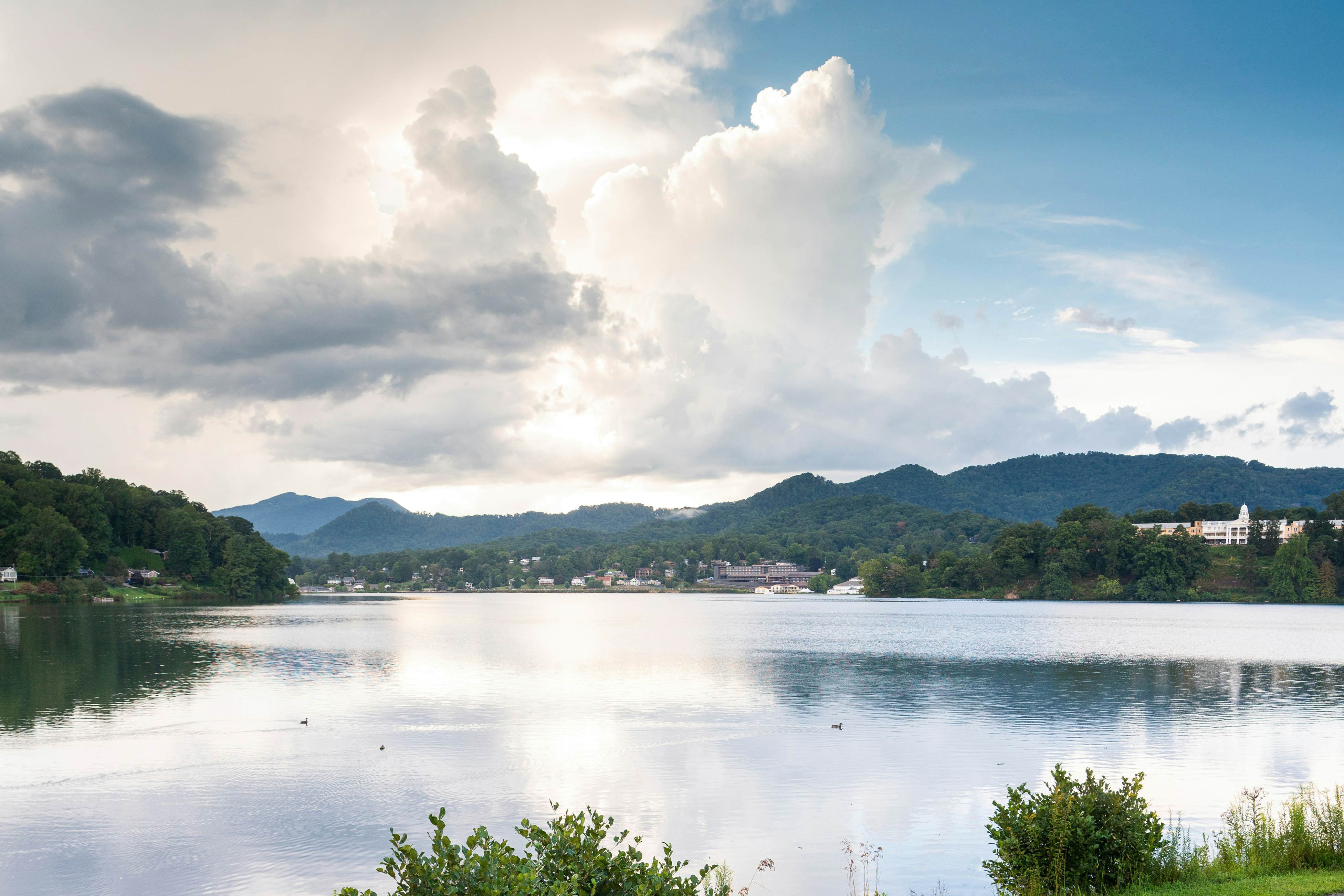 Happy Hollow 3 BD Lake Junaluska, NC Vacation Rental Vacasa