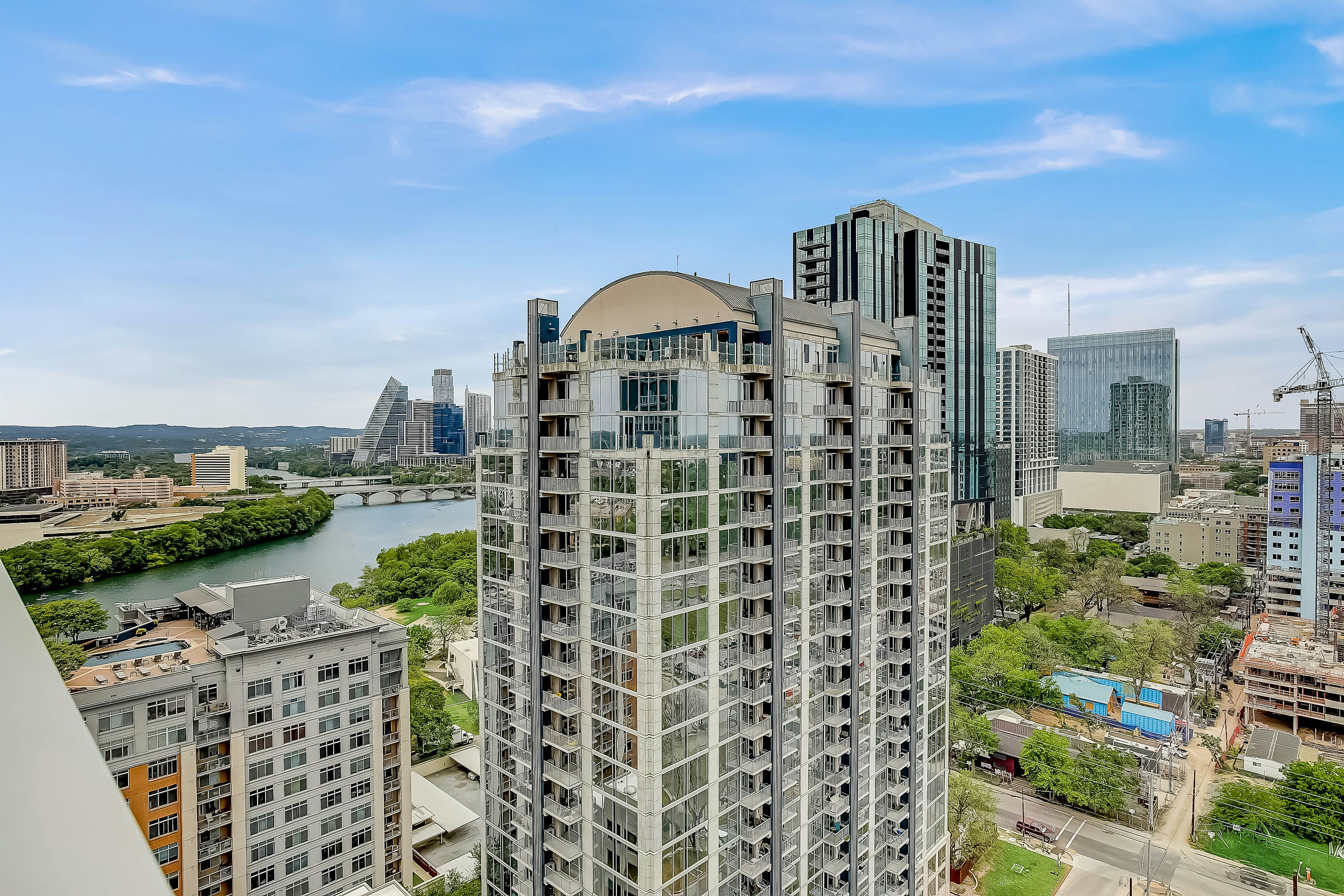 Natiivo Austin Skyline Vistas