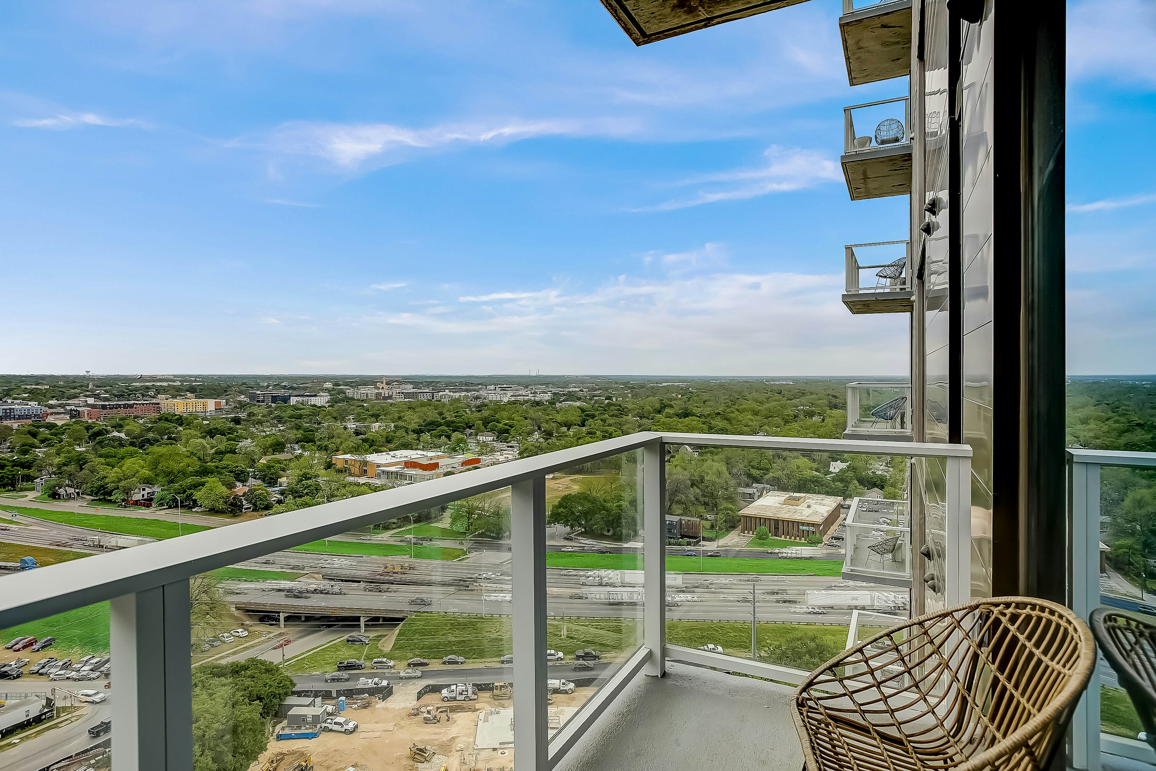 Natiivo Austin Skyline Vistas