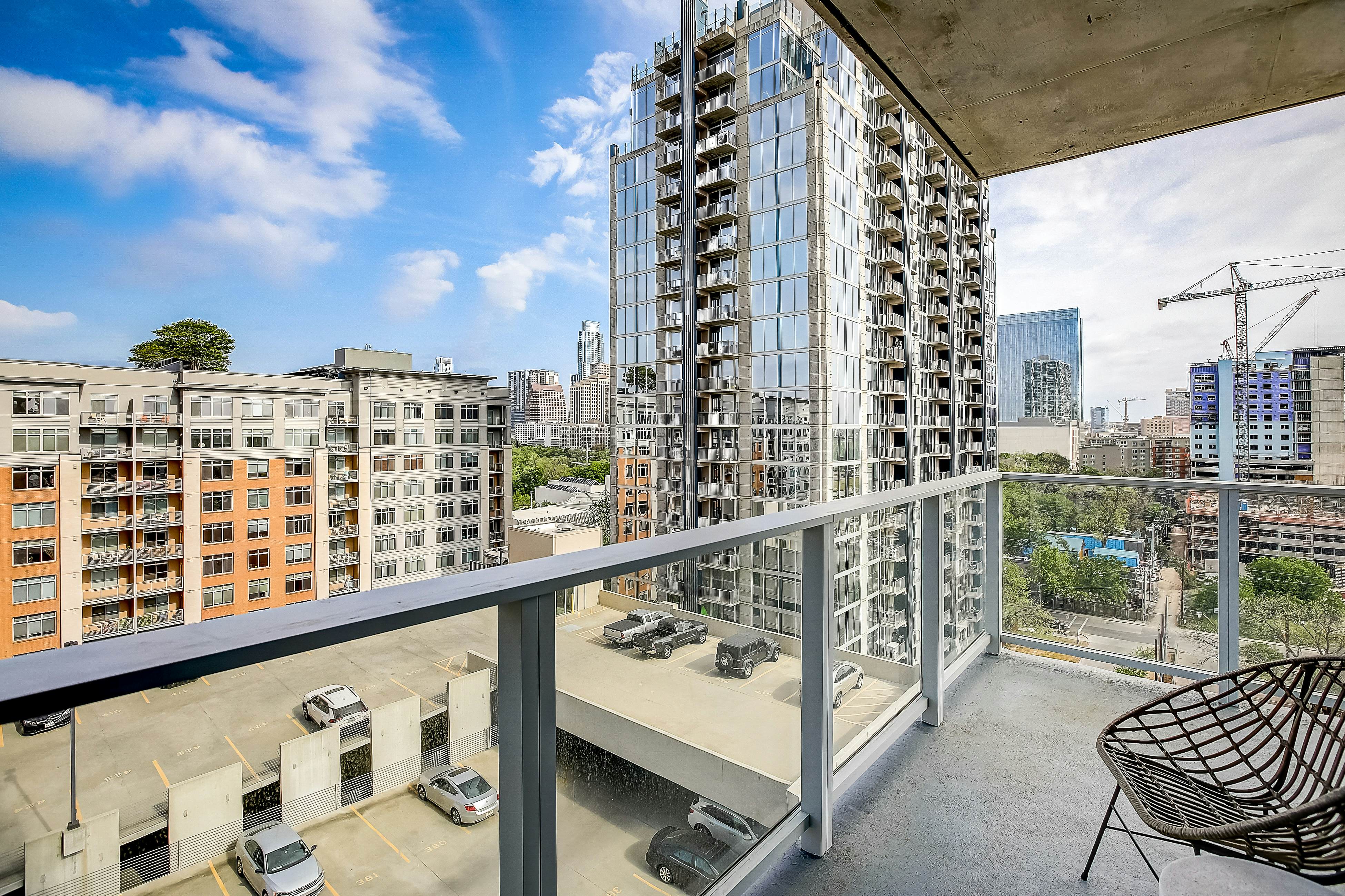 Natiivo Austin Vibes