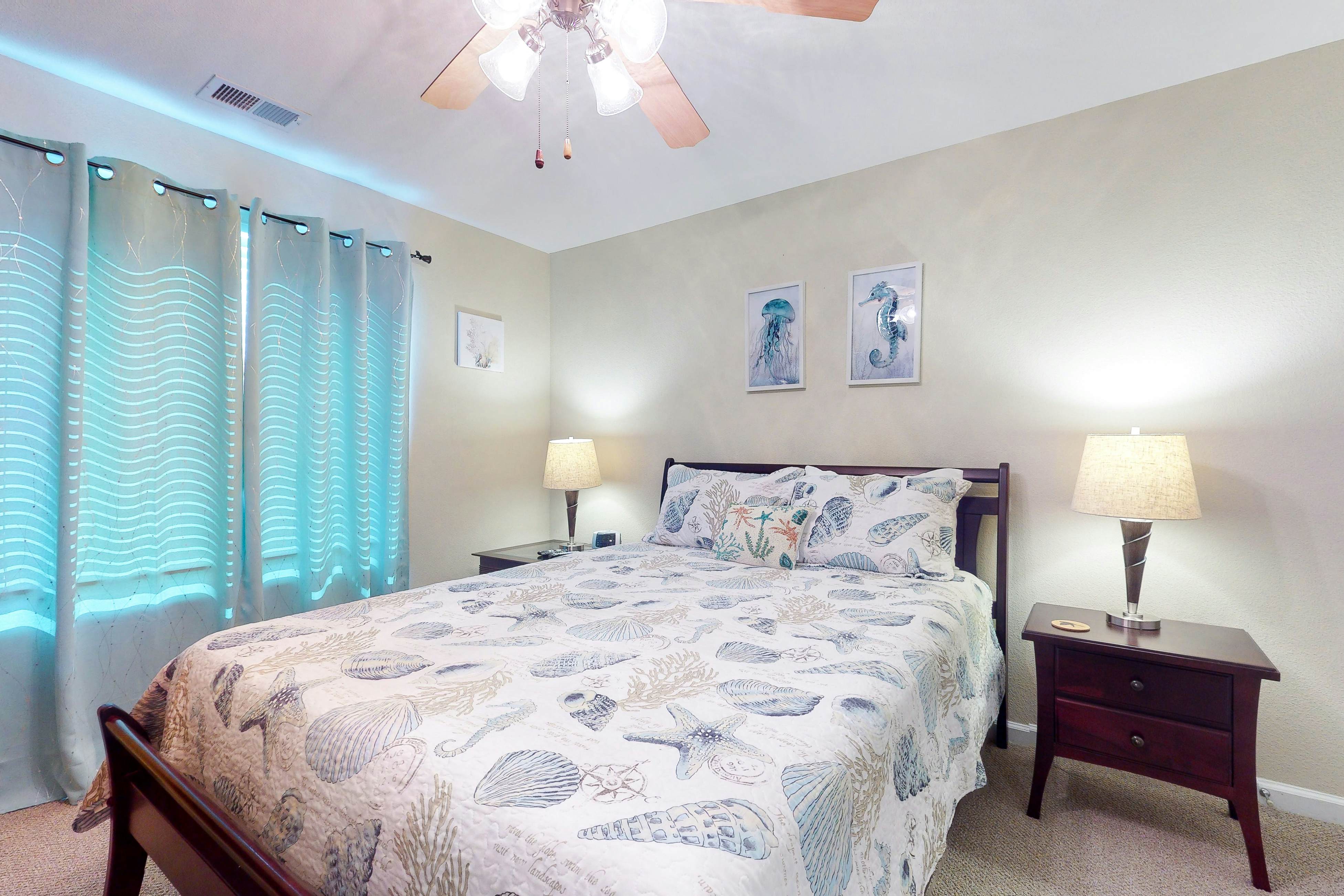 Seaside B202- Silver Lining 