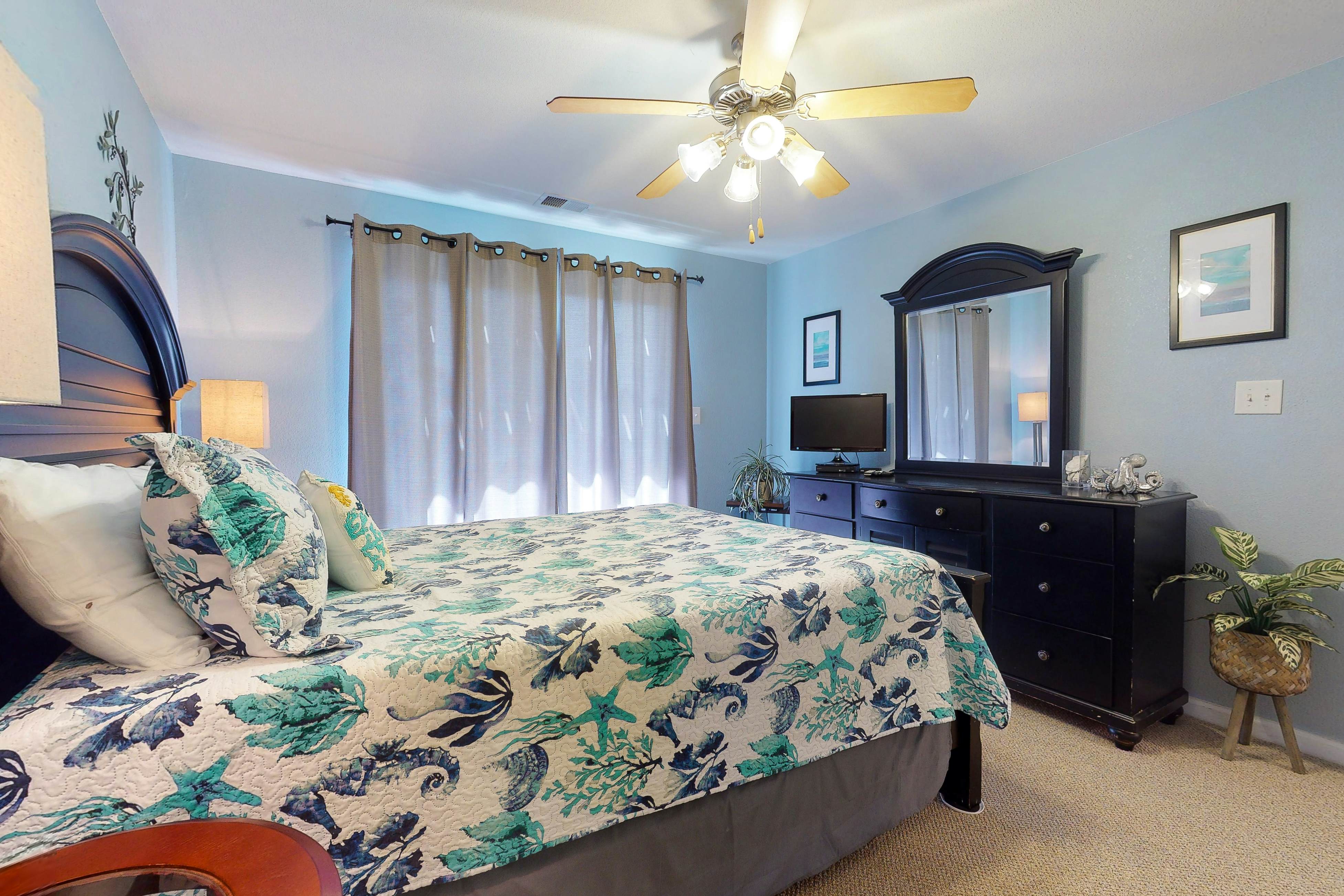 Seaside B202- Silver Lining 