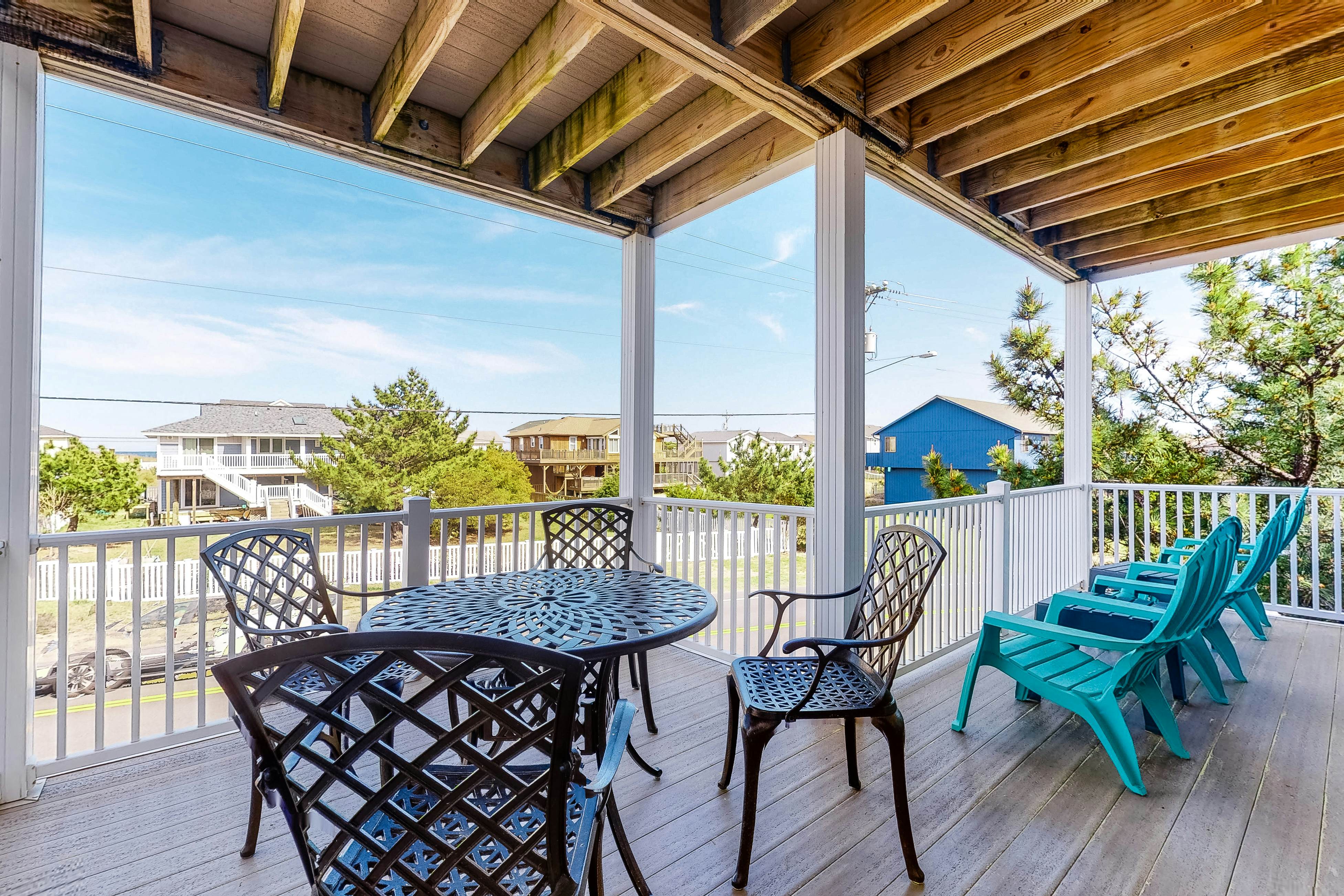 Seaside B202- Silver Lining 