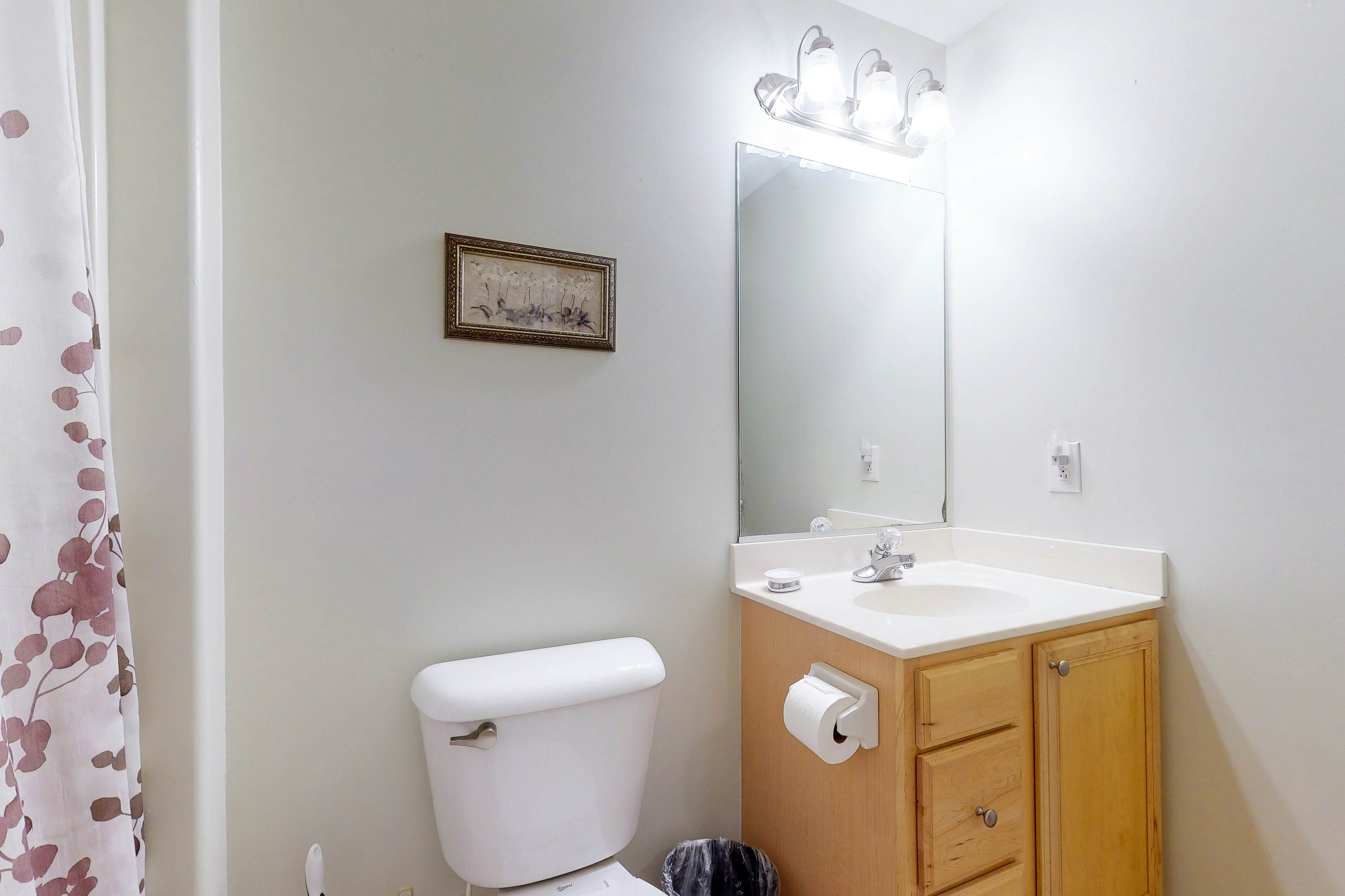 Seaside B202- Silver Lining 