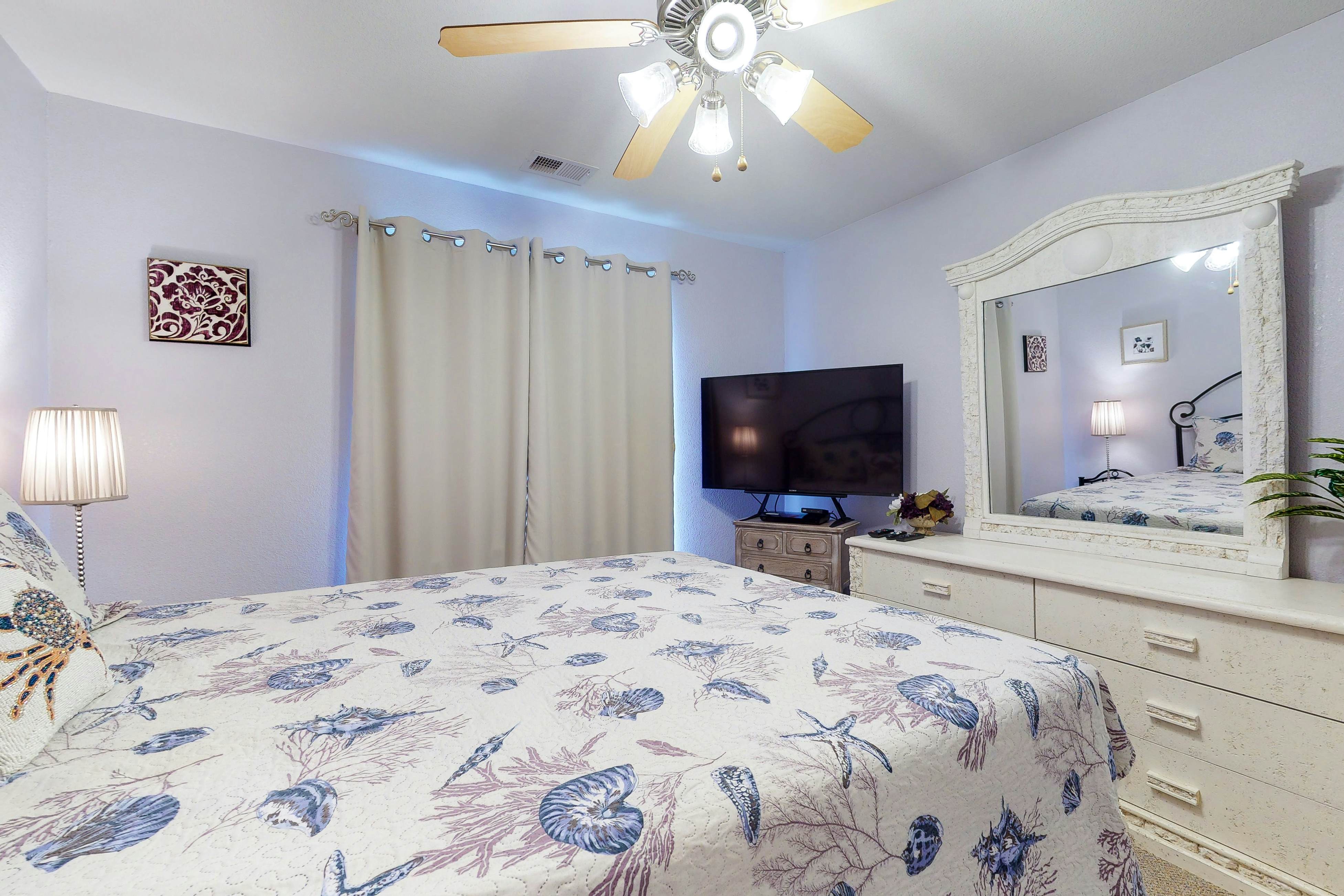 Seaside B202- Silver Lining 