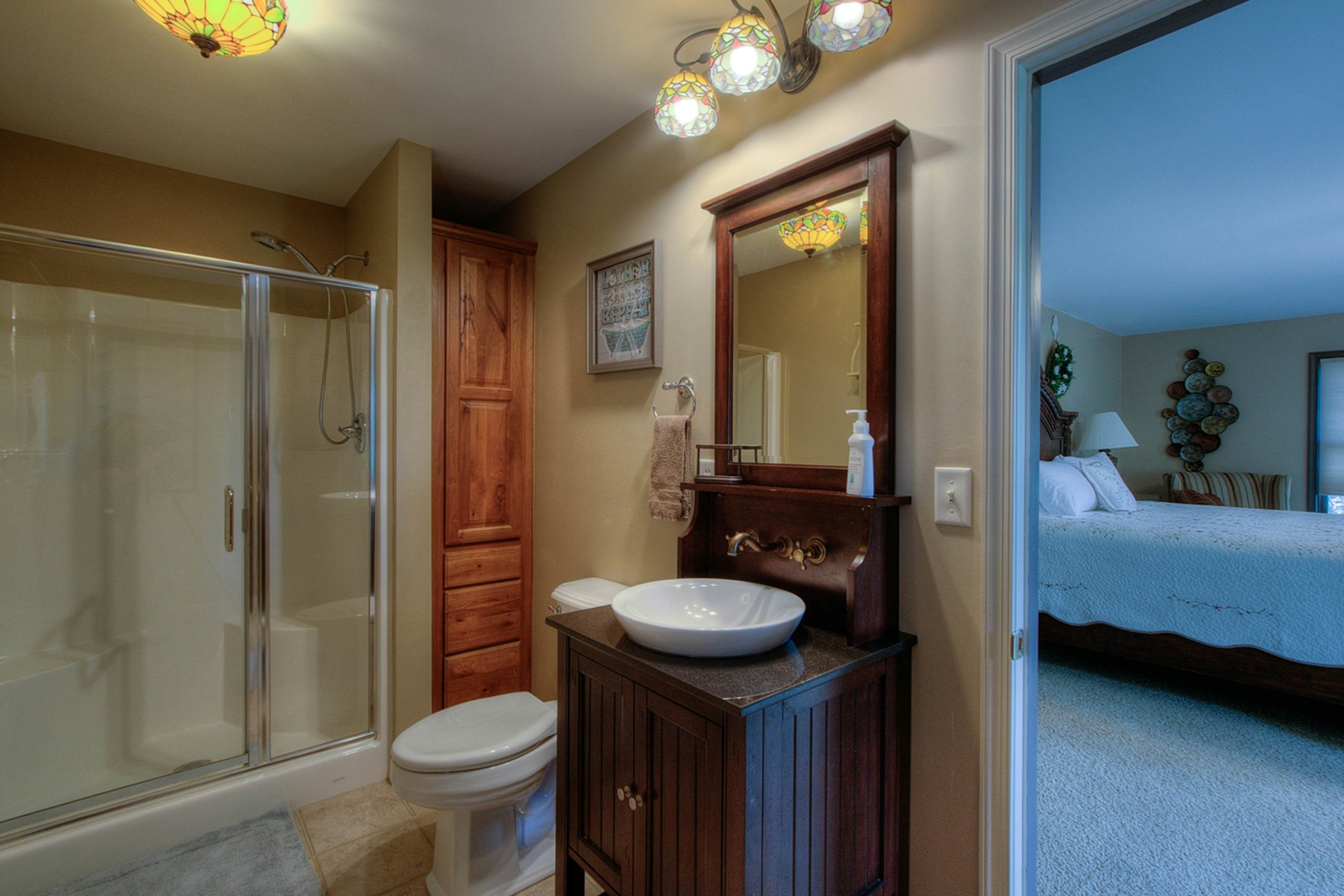 Eagle Pine Lodge 3 BD Custer, SD Vacation Rental Vacasa