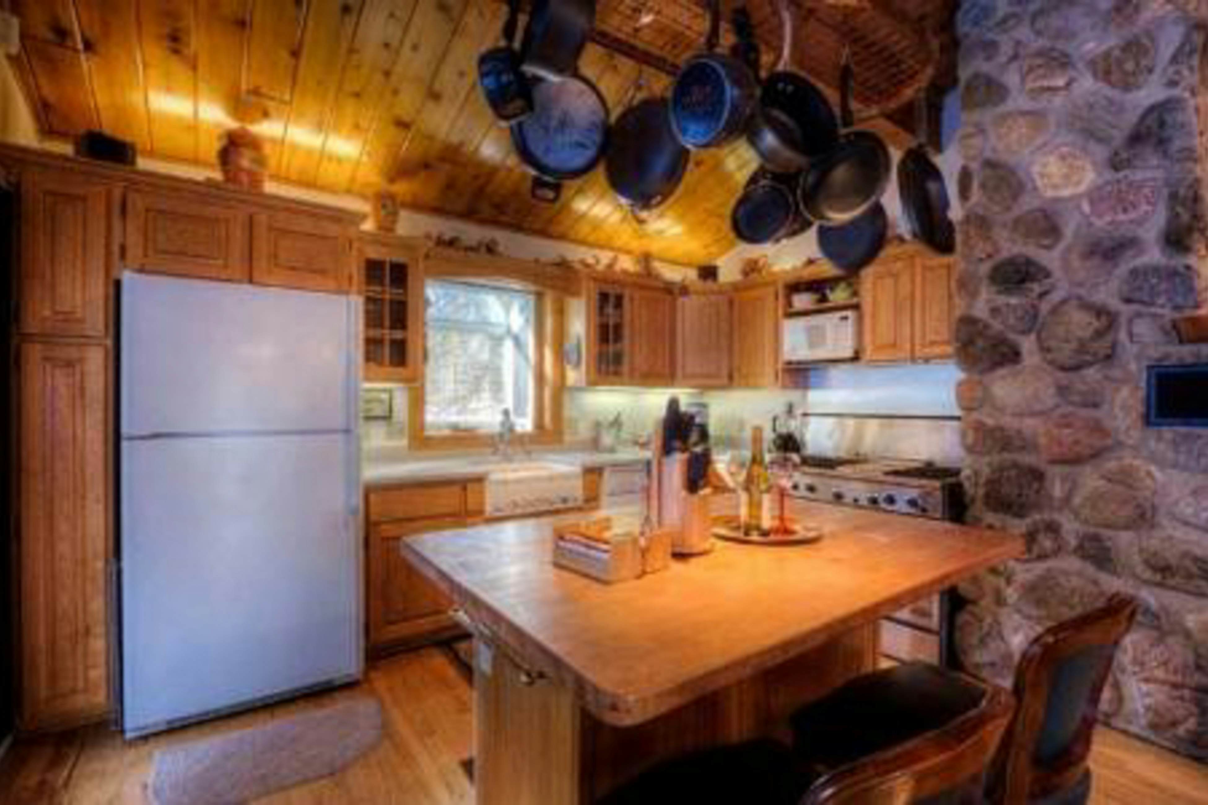 Thunderhead Falls Lodge | 3 BD Rapid City, SD Vacation Rental | Vacasa