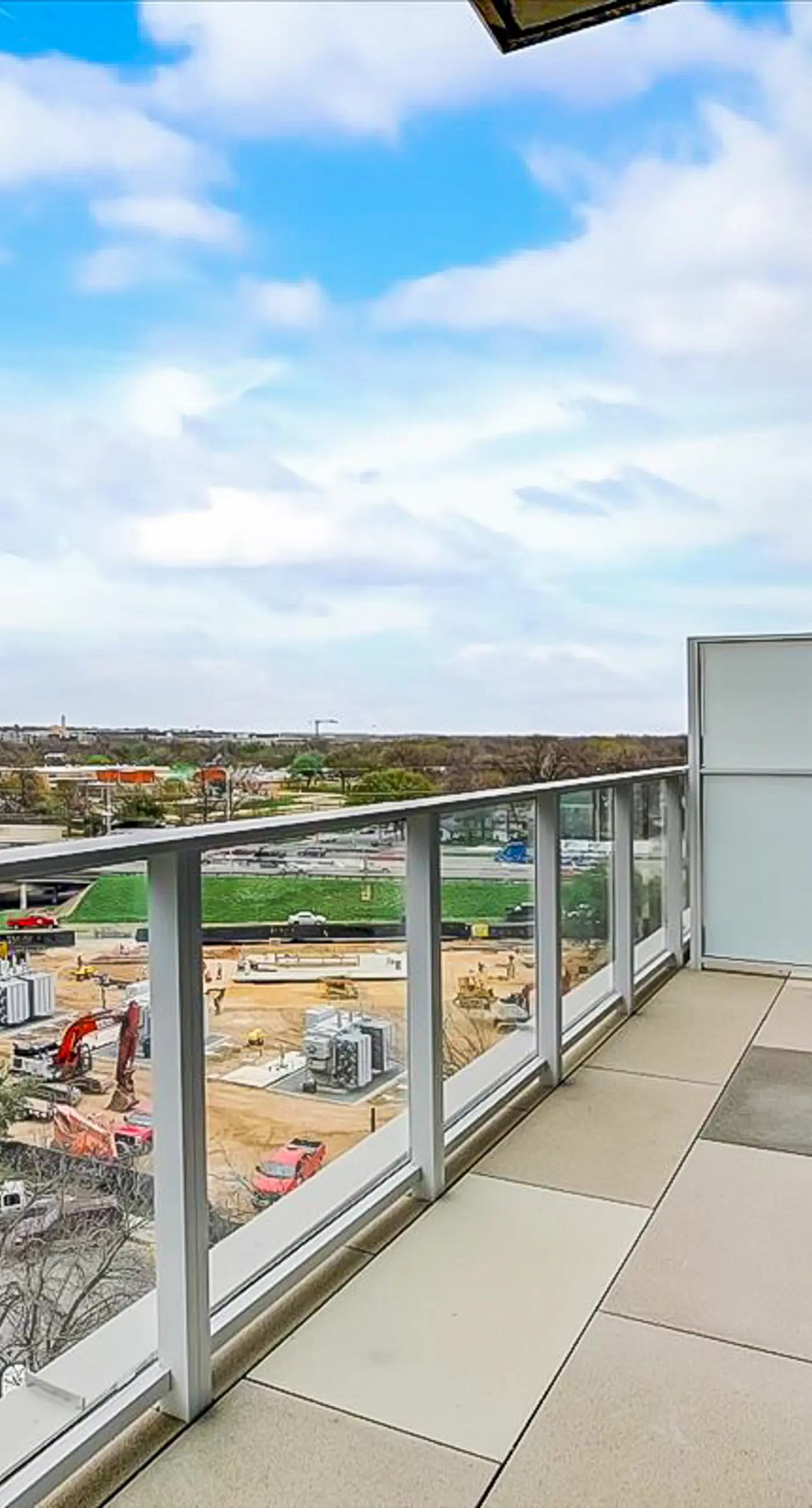 Natiivo Austin Horizons