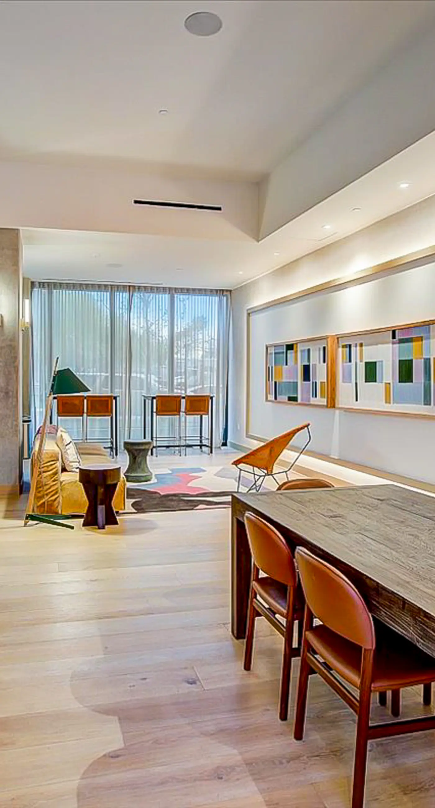 Natiivo Austin Horizons