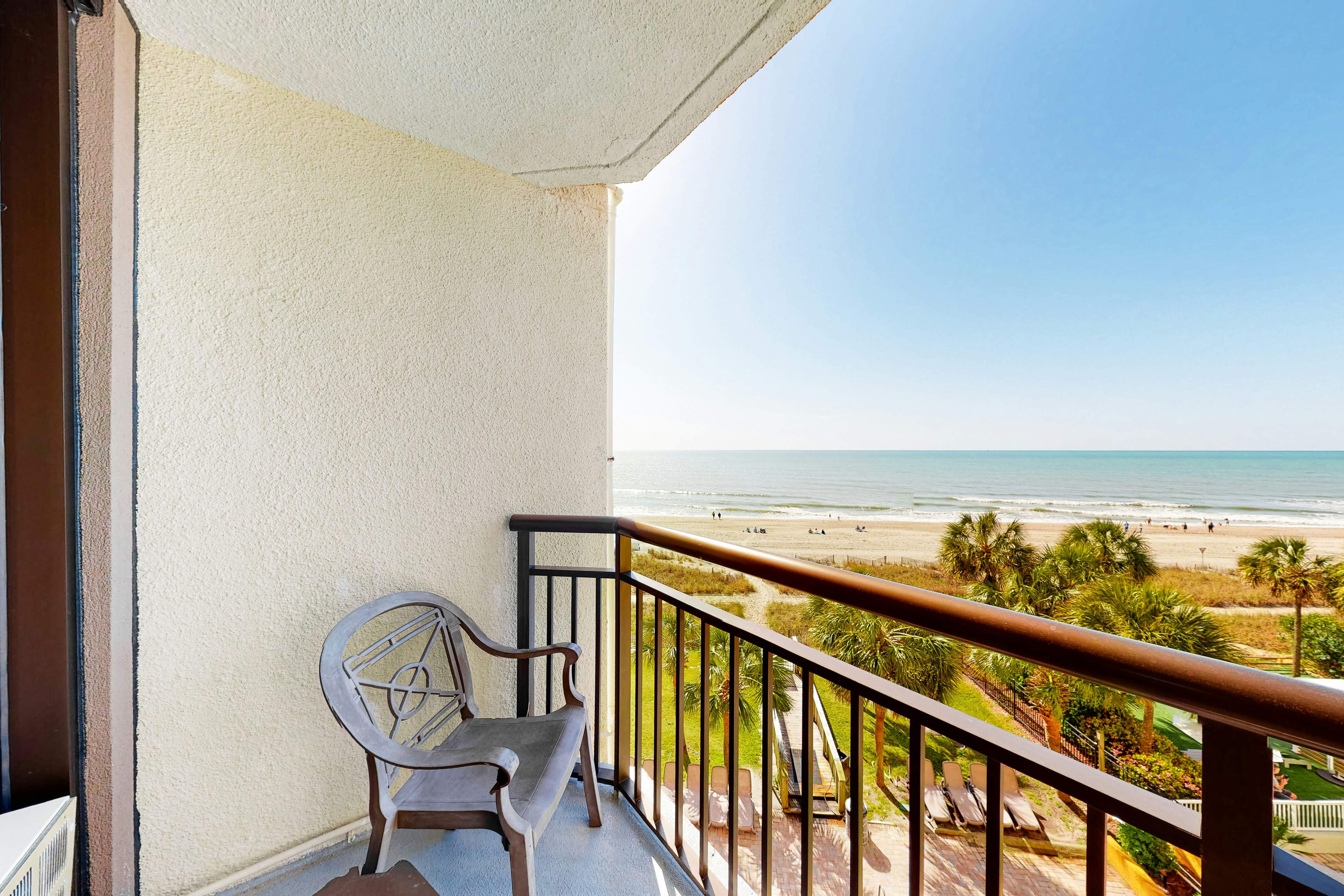 The Patricia Grand 0432