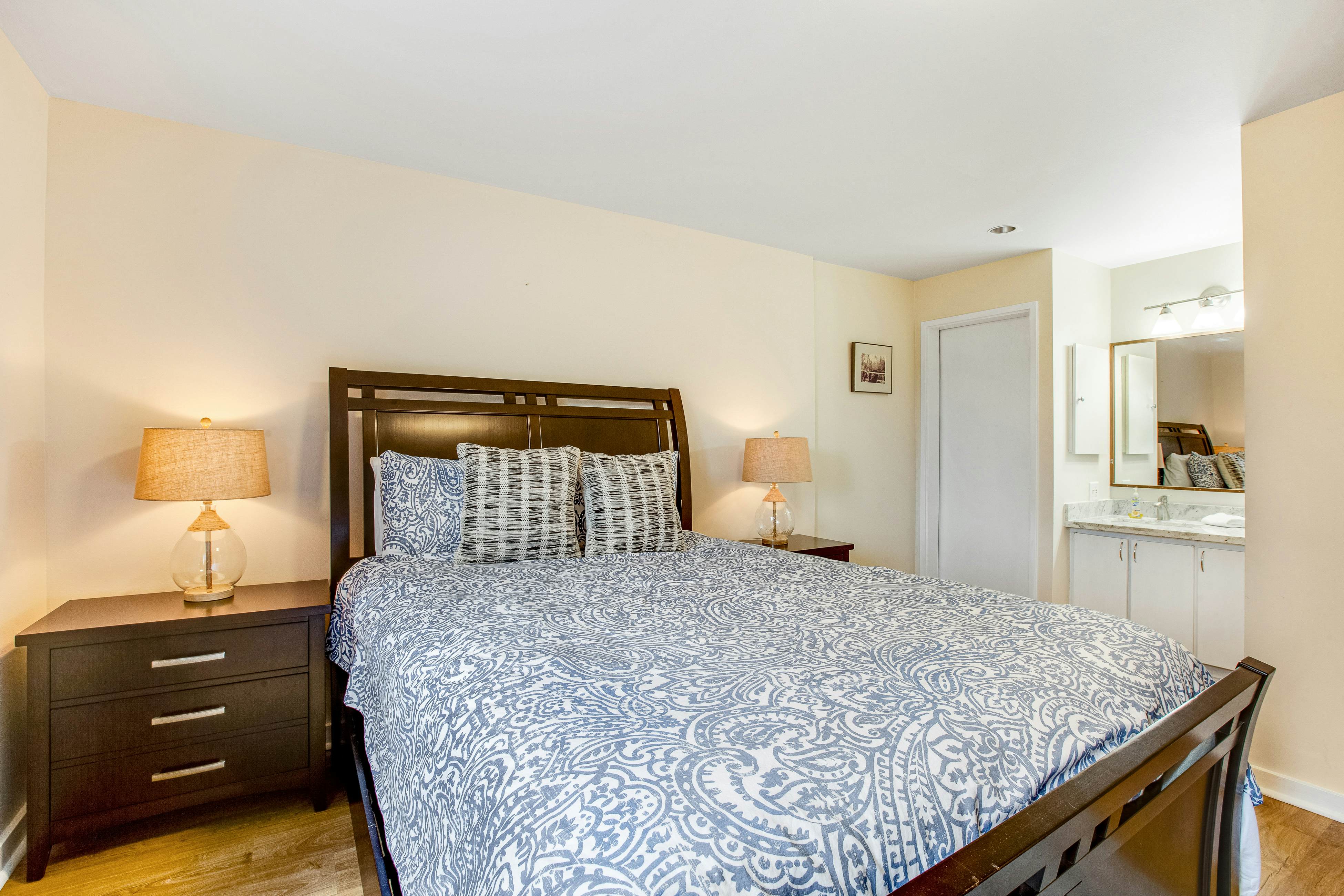 Port Ludlow Beach Condo