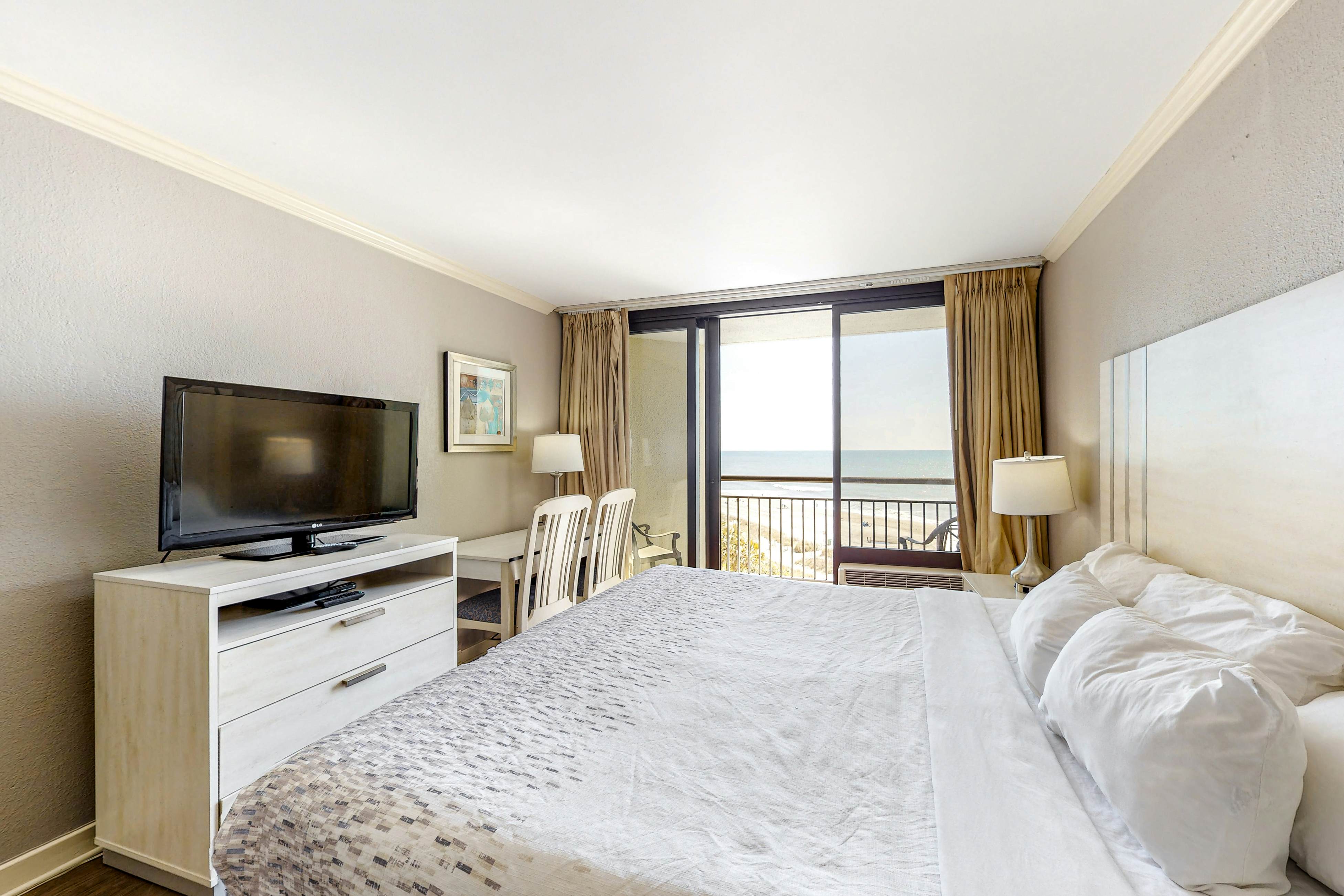 The Patricia Grand 0524