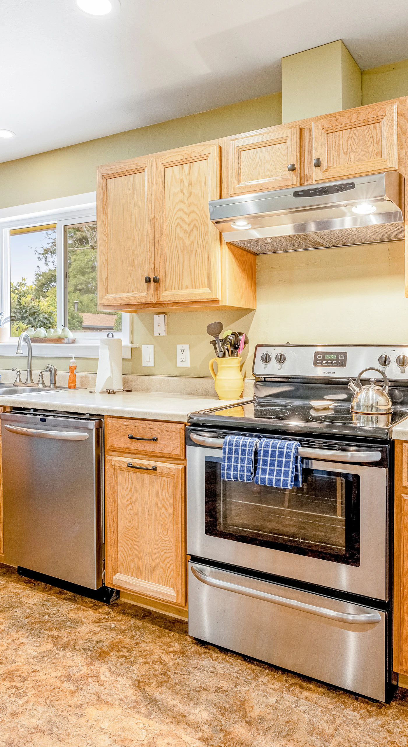 Cook with Sonoma County's legendary produce in your full kitchen — a gas range, dishwasher, microwave, and ample counter space make meal prep a pleasure.