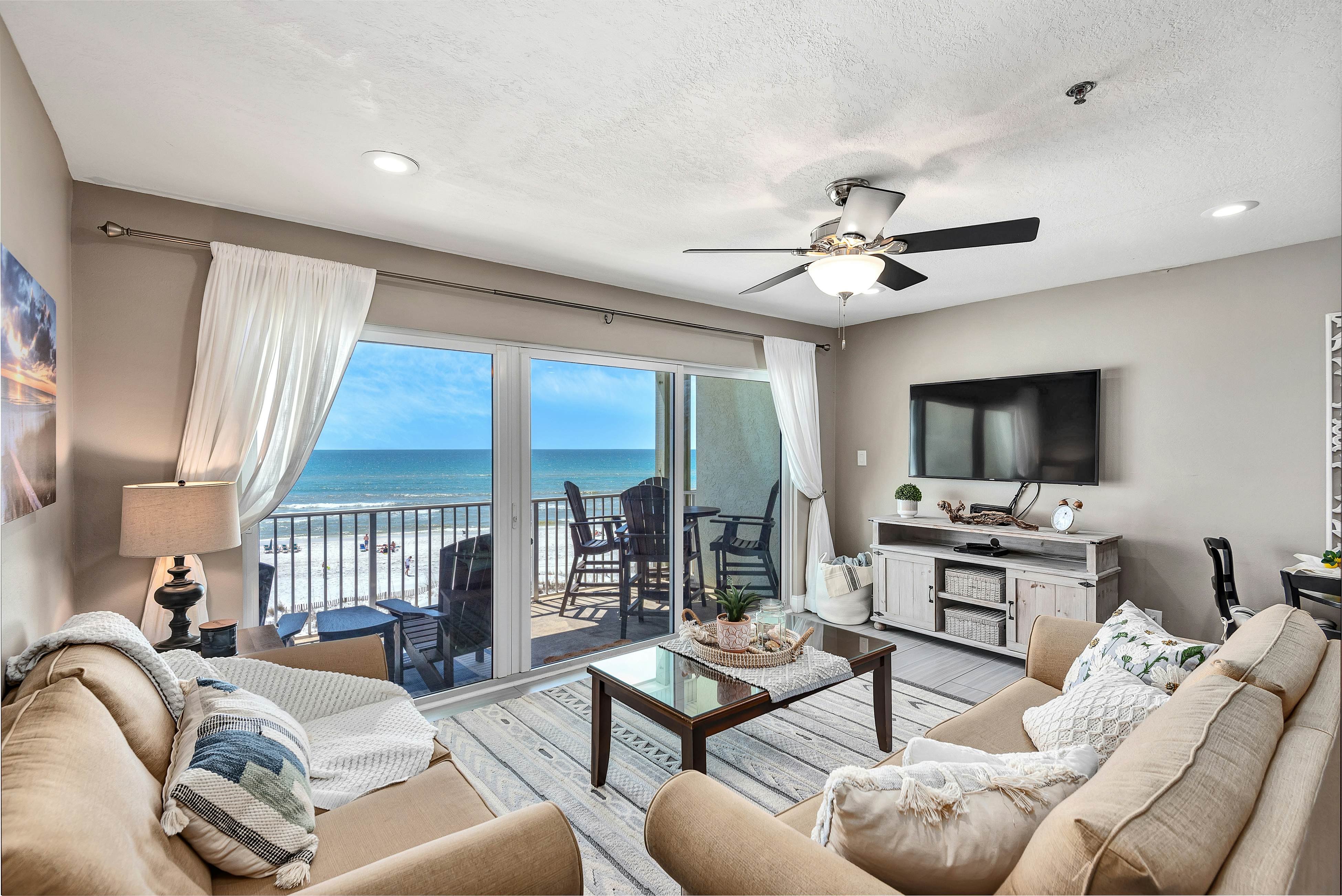 Commodore's Retreat 305