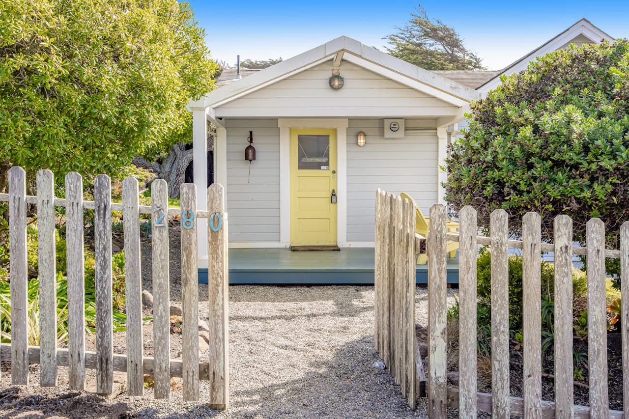 Seaside Cottage 2 BD Bodega Bay, CA Vacation Rental Vacasa