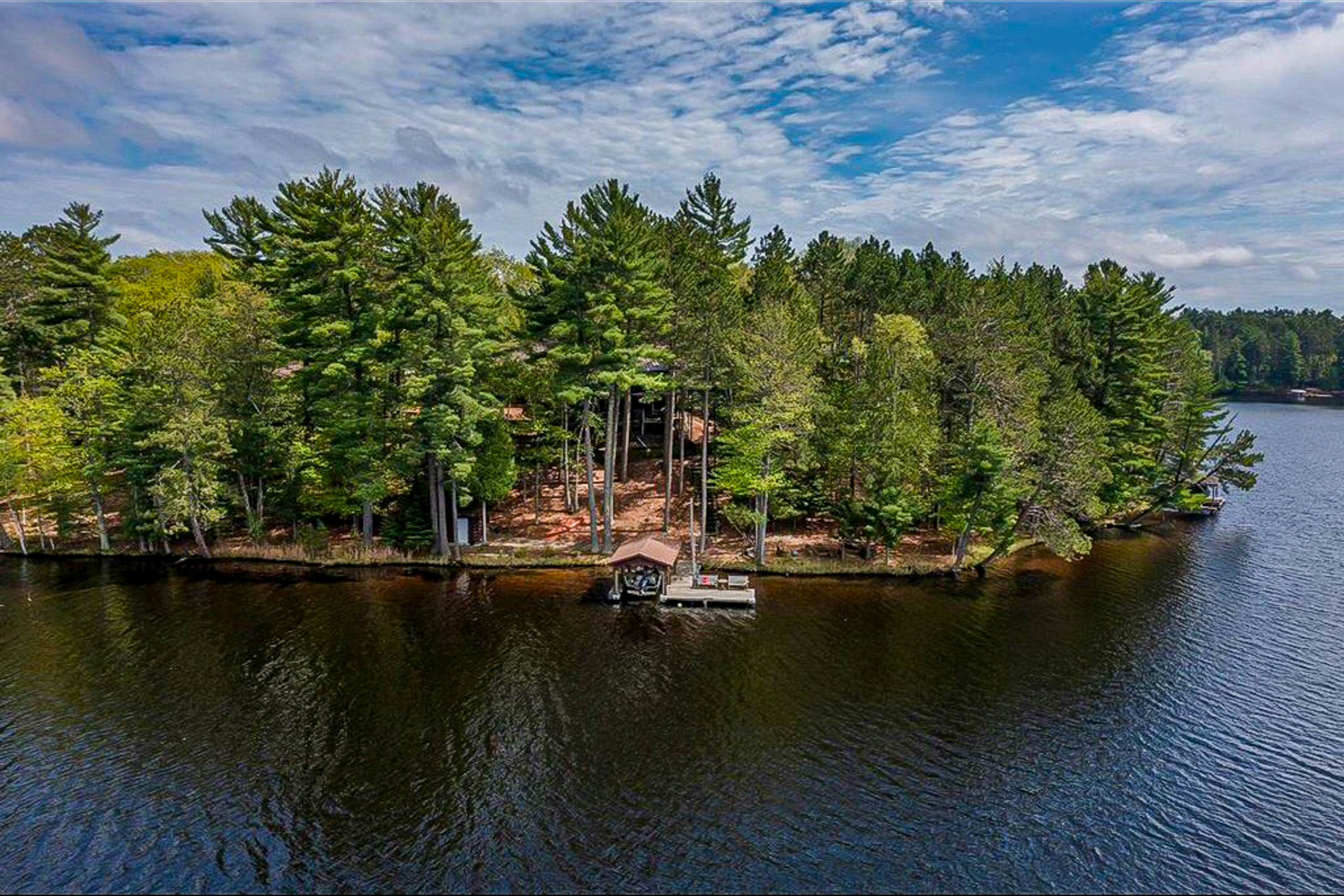 Sailor's Point Lodge