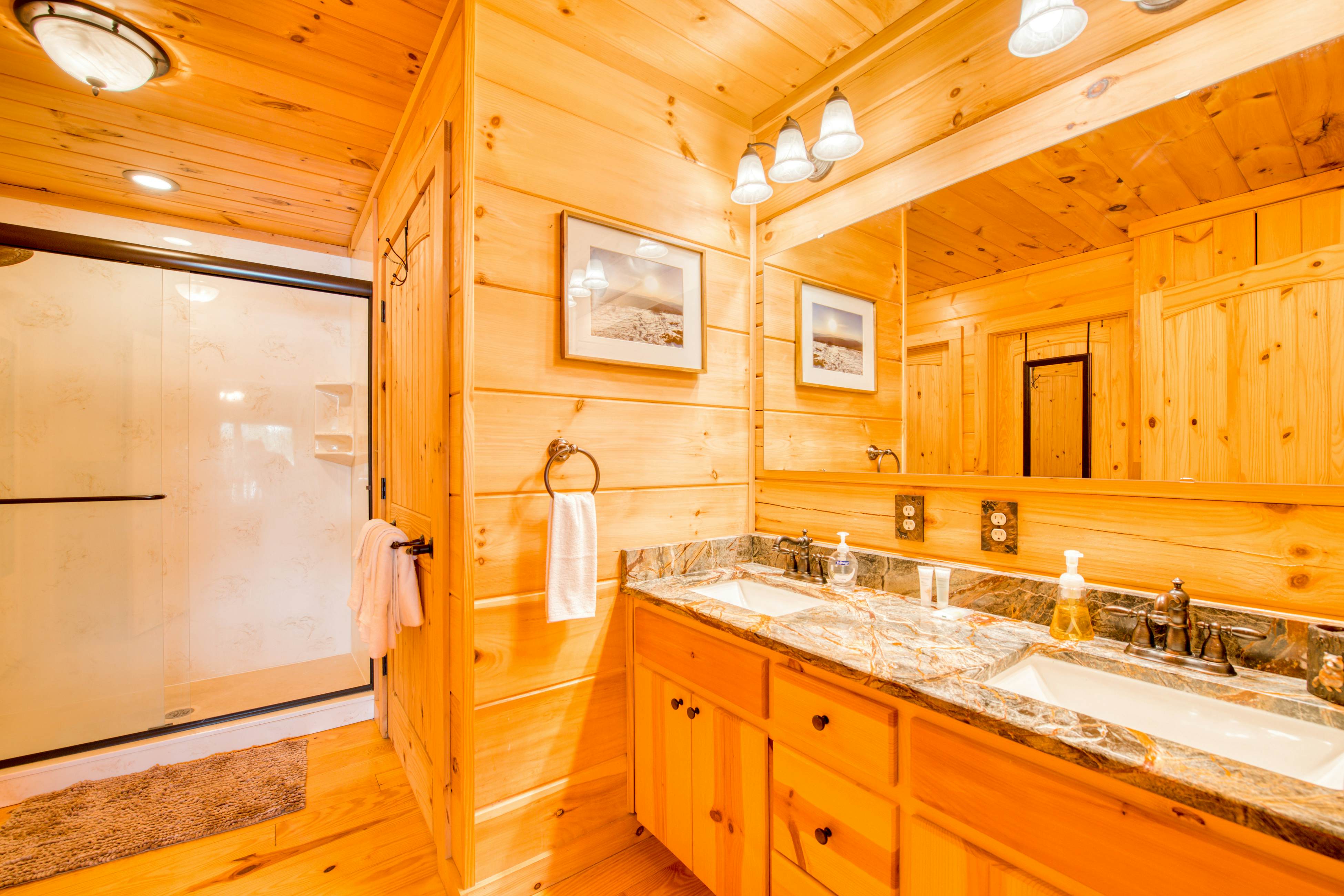 Lakefront Cabin 3 BD Mills River, NC Vacation Rental Vacasa