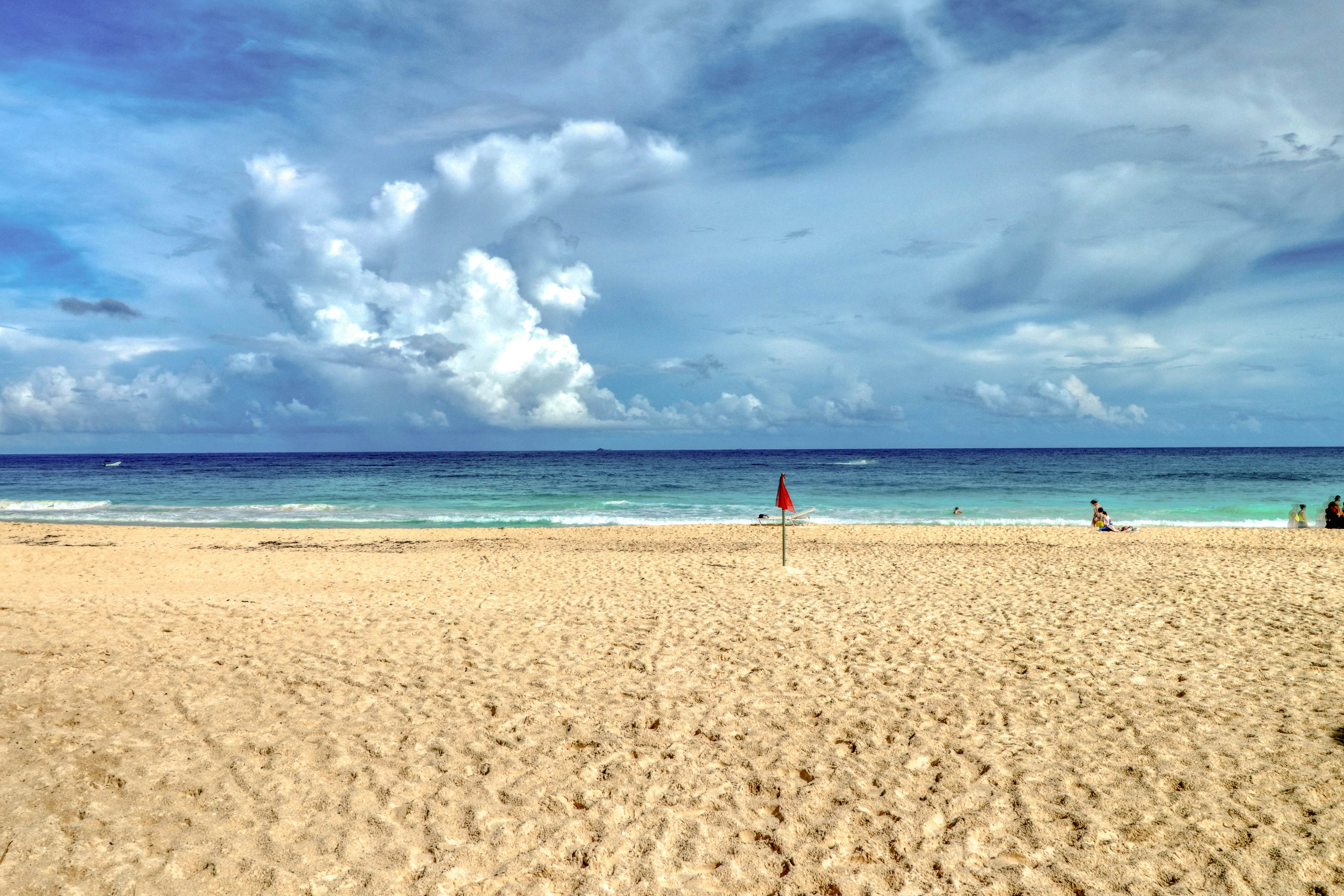 Suites Brisas # 5003, Framboyan Hotel Zone