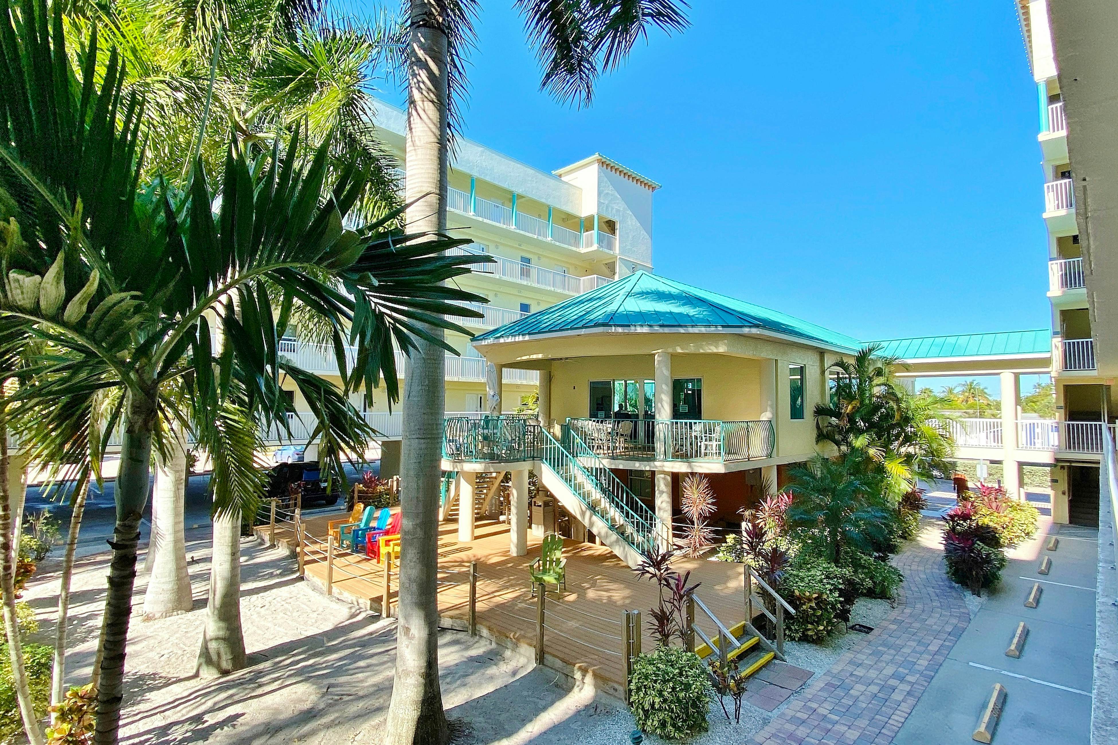 Sunset Vistas Condo 203S 2 BD Treasure Island, FL Vacation Rental