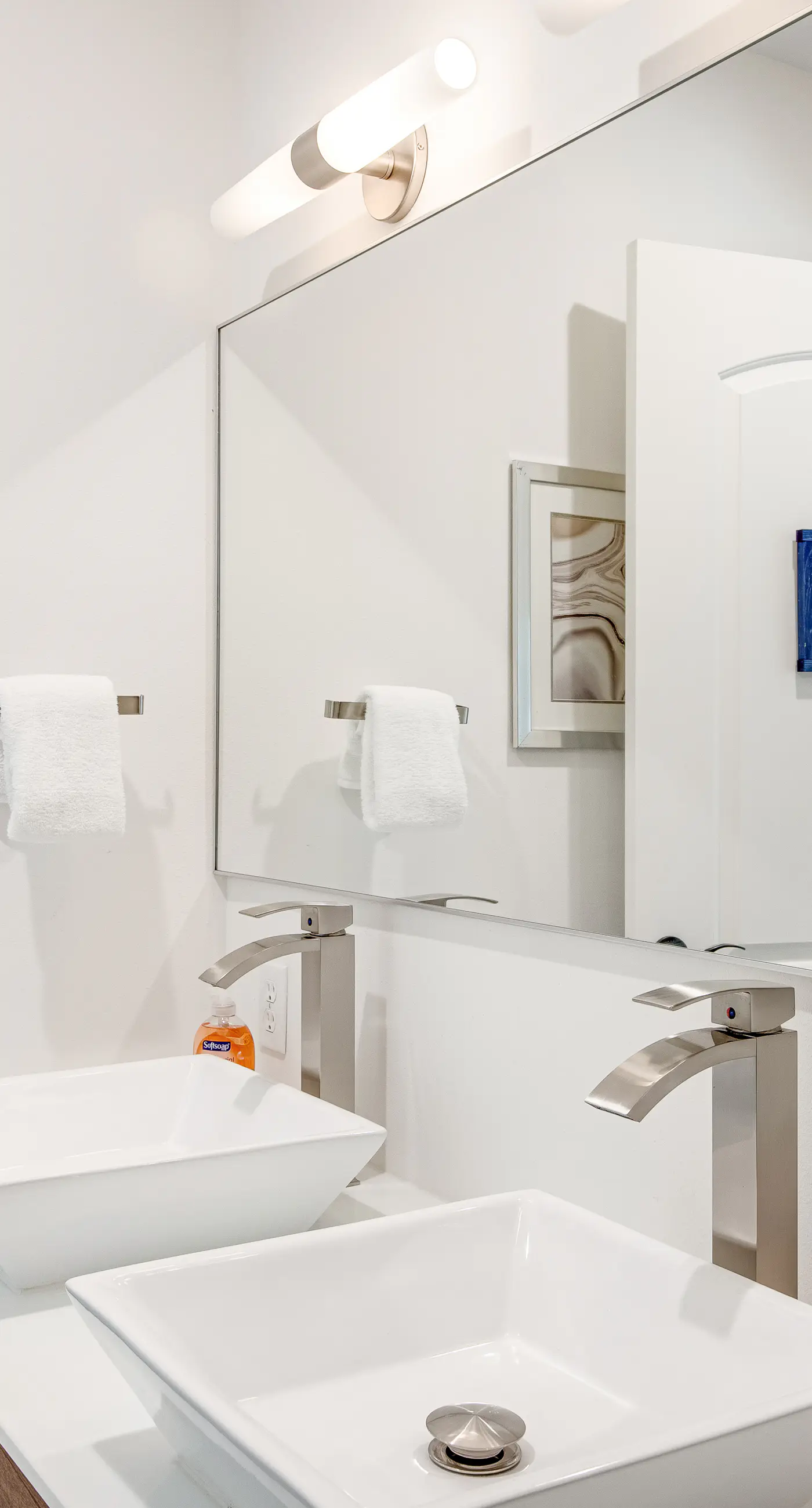 Lakefront Lodge 4 BD Kingsland, TX Vacation Rental Vacasa