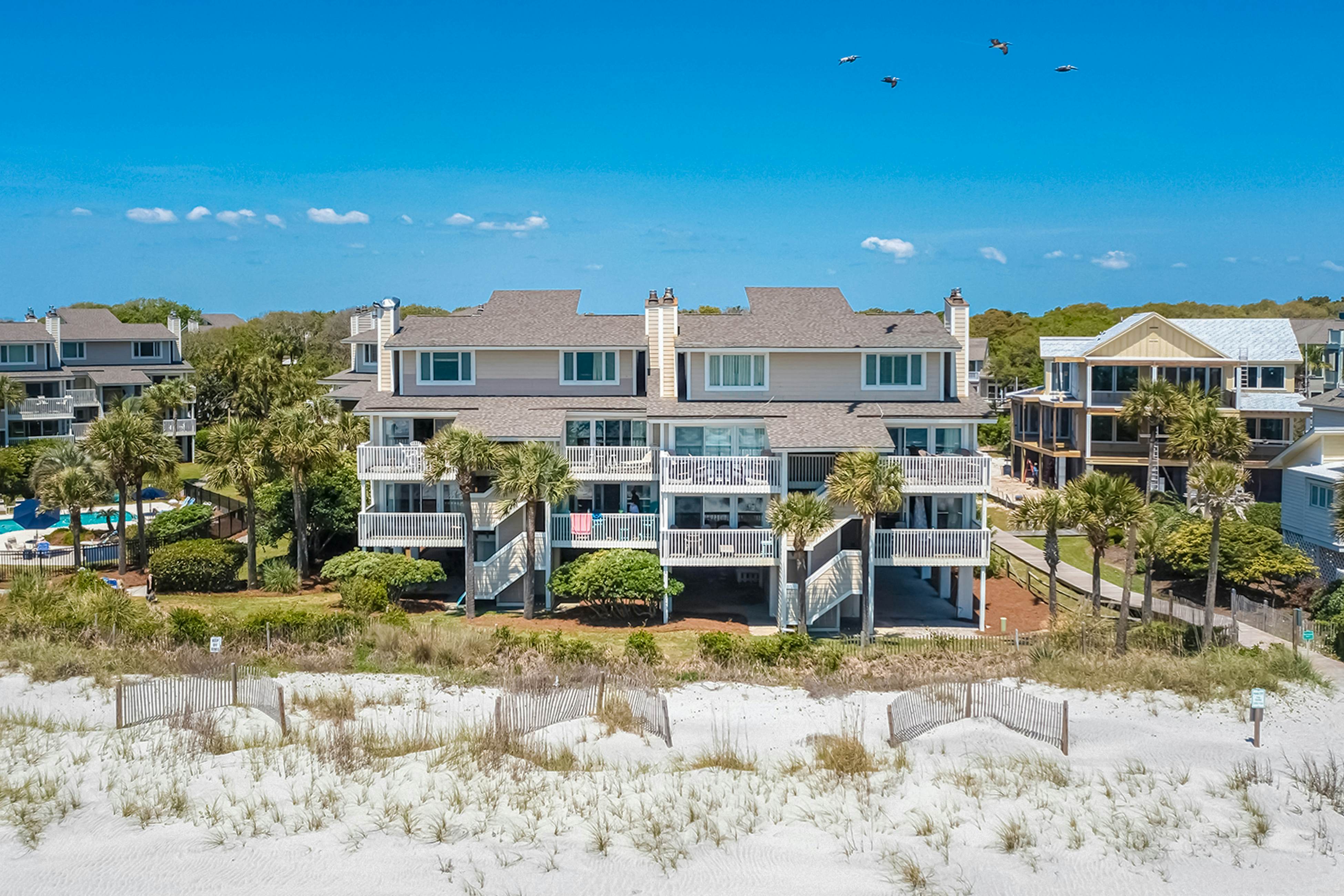 Seagrove Villa 1B 2 BD Isle of Palms, SC Vacation Rental Vacasa