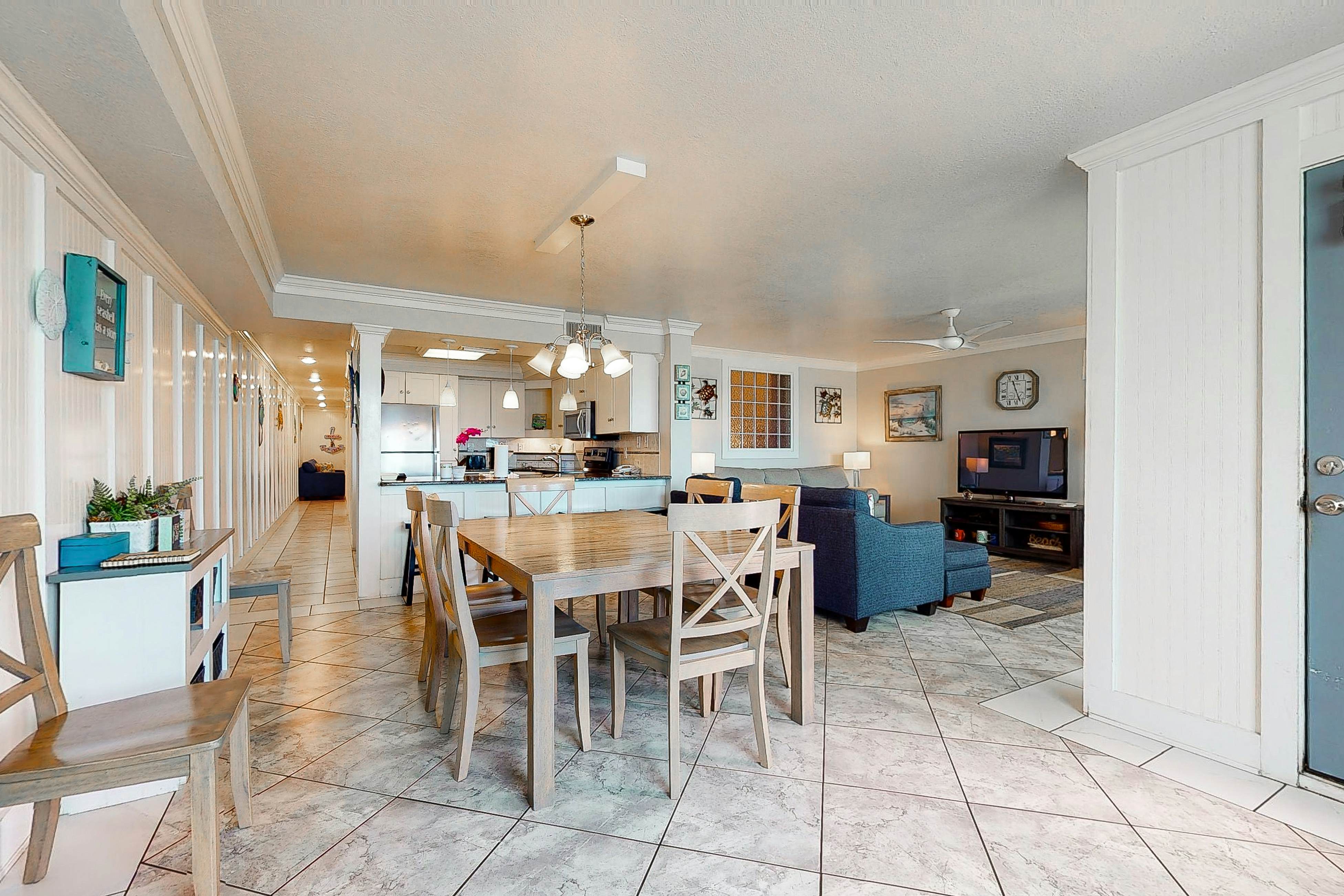 Regatta Condos Gulf Shores, AL Vacation Rentals Vacasa