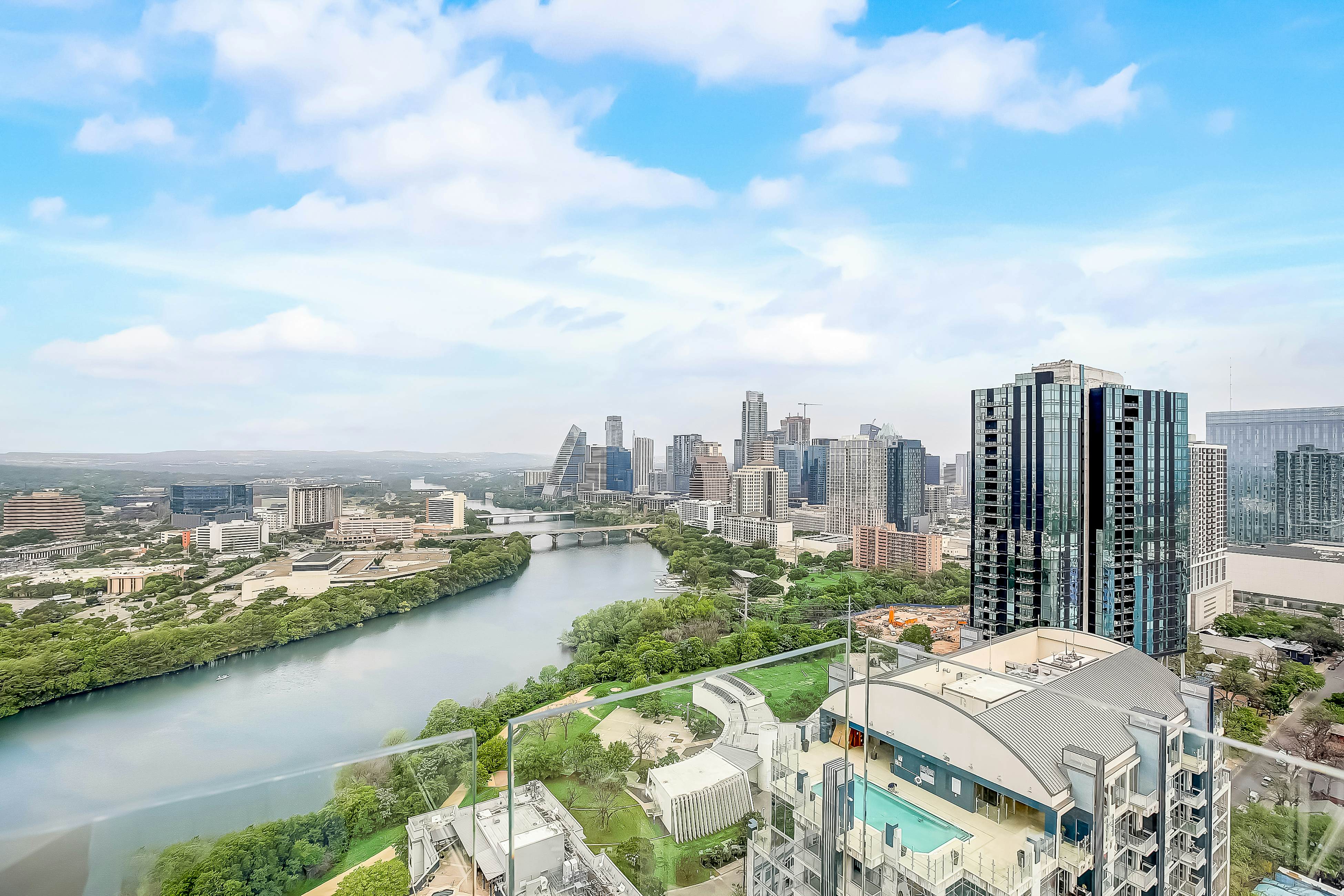 Natiivo Austin Cardinal