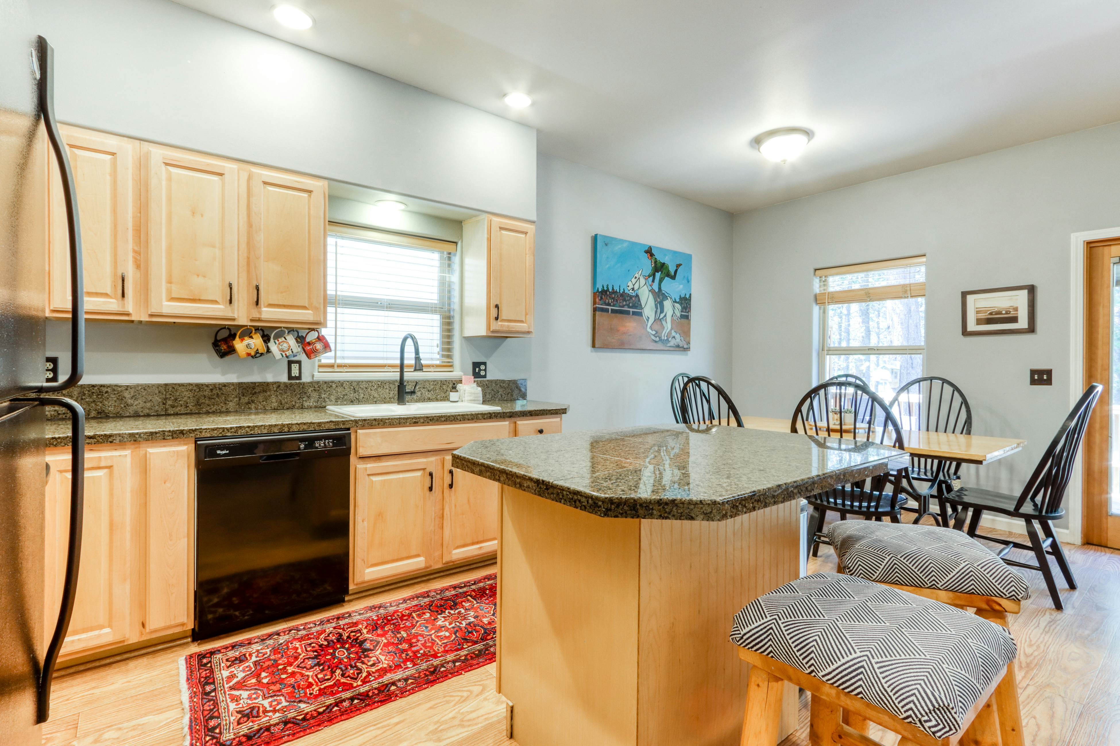 Deschutes River Getaway 3 BD Sunriver, OR Vacation Rental Vacasa