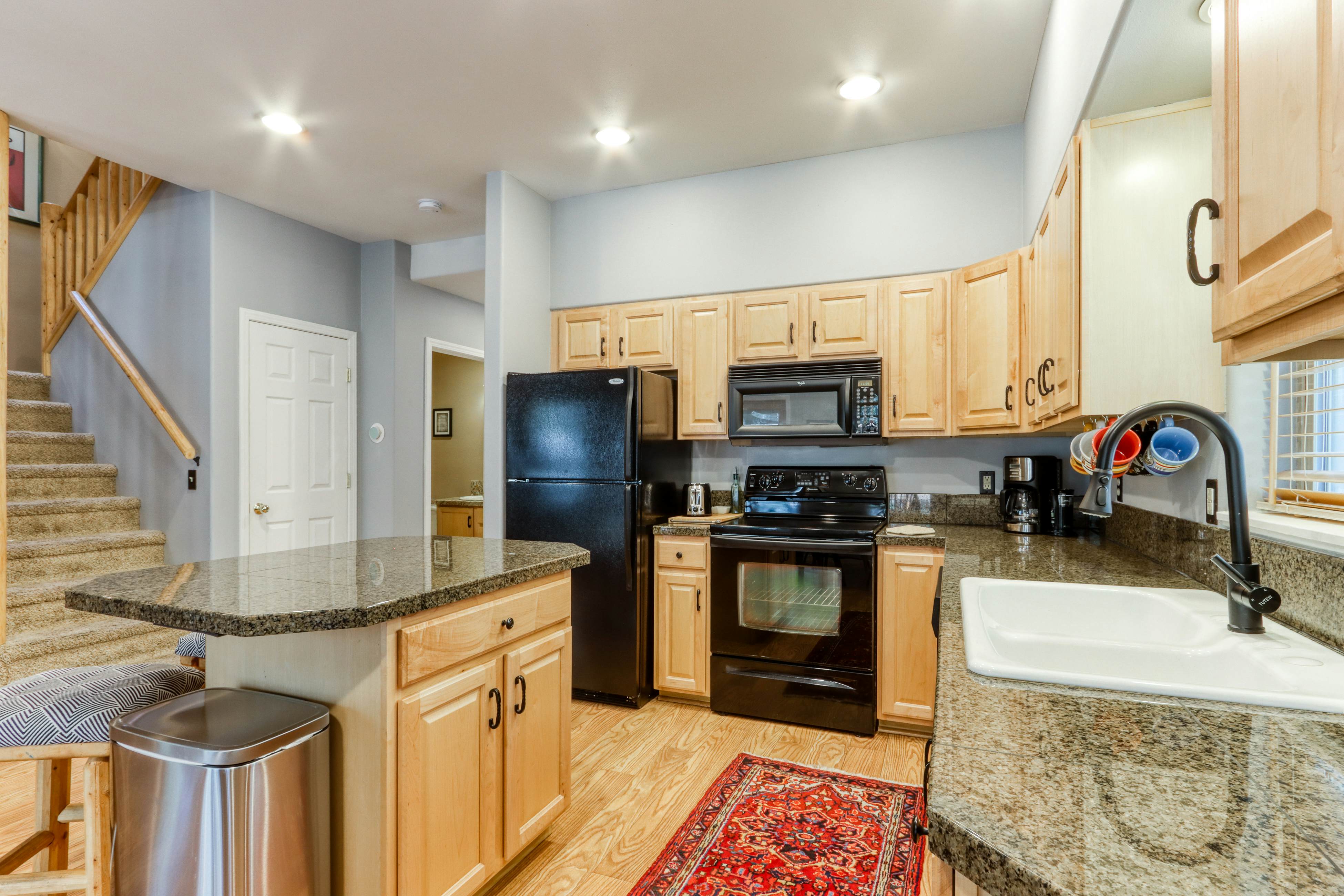 Deschutes River Getaway 3 BD Sunriver, OR Vacation Rental Vacasa