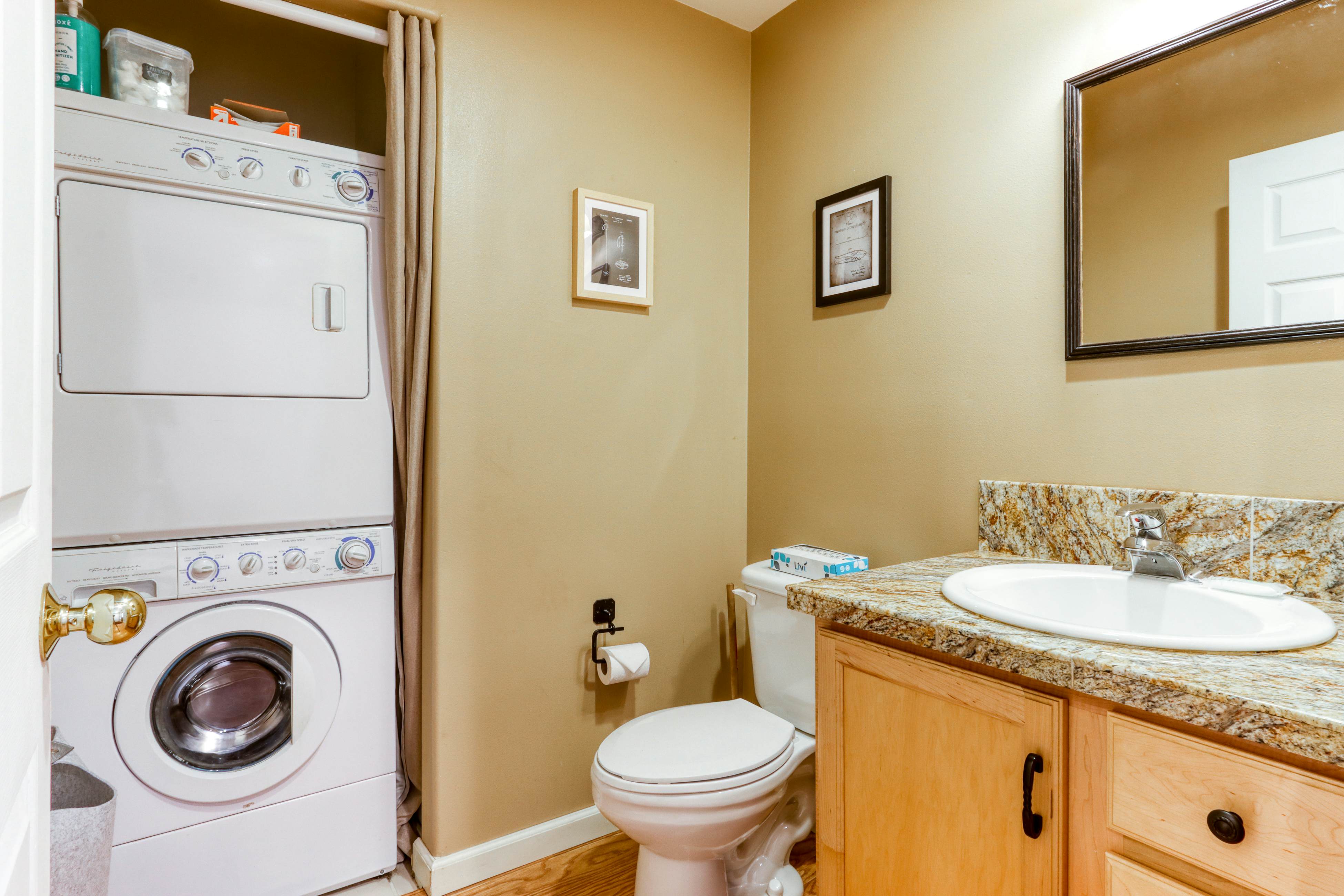 Deschutes River Getaway 3 BD Sunriver, OR Vacation Rental Vacasa