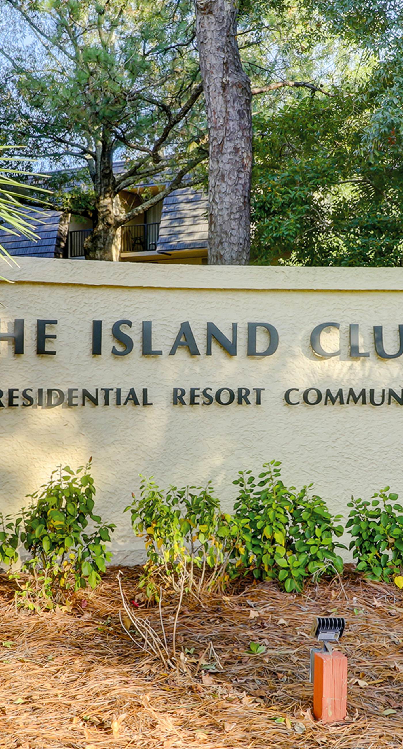 Island Club 136