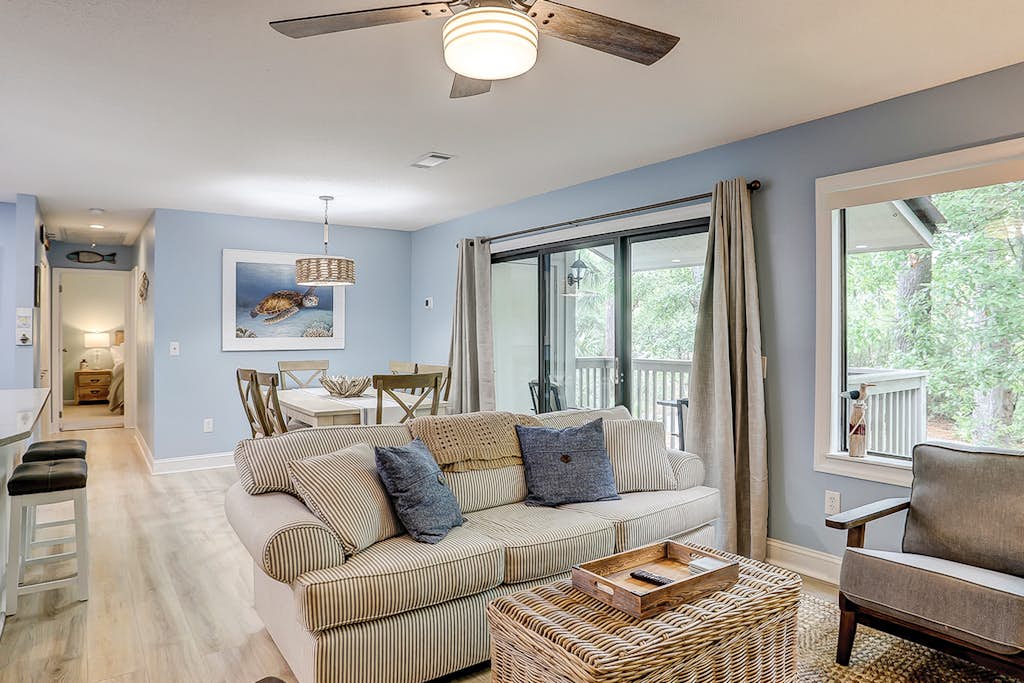 Lush villa with on-site pool, WiFi, private washer/dryer & central AC — Hilton Head, SC — vacation rental