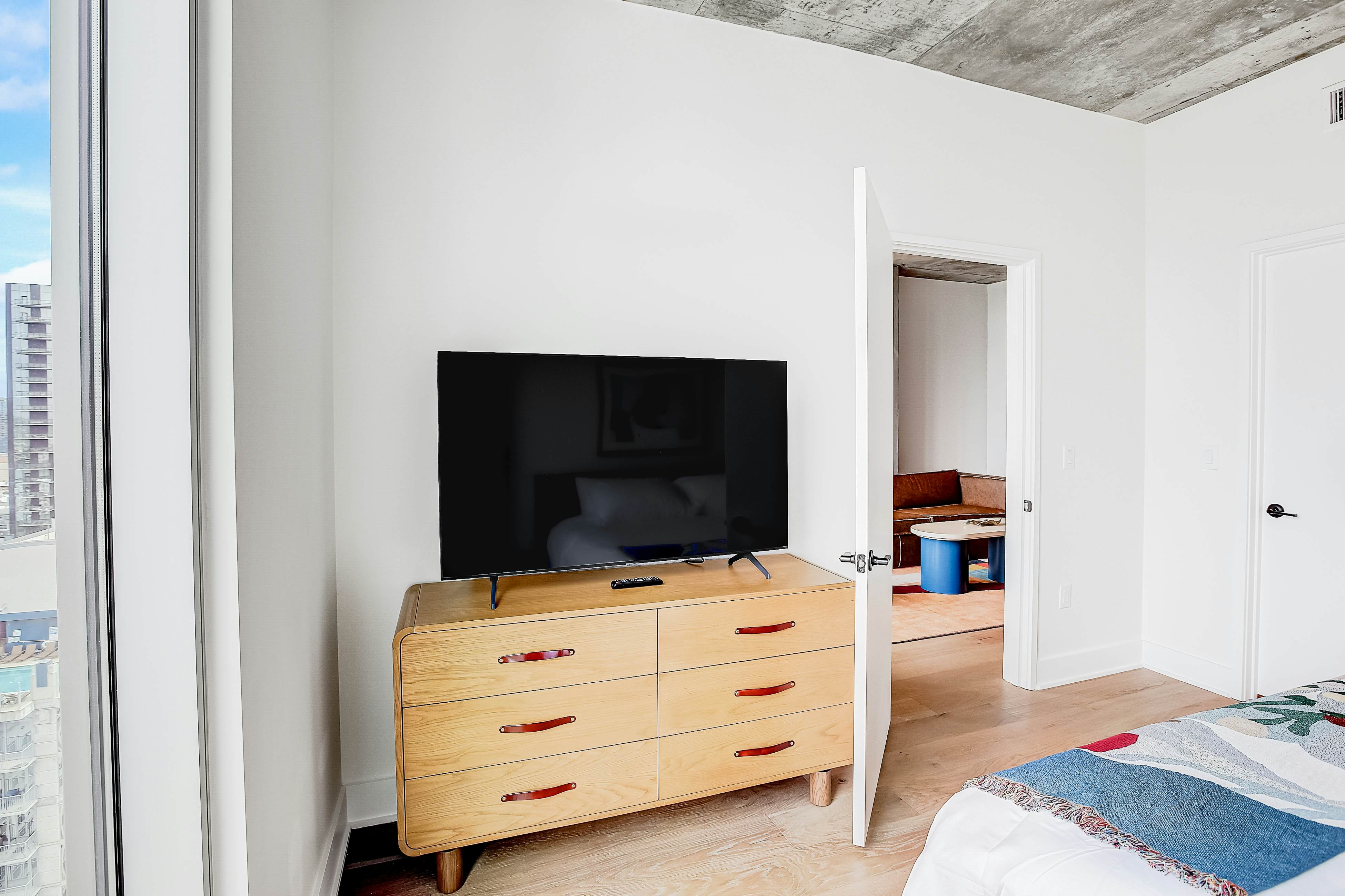 Natiivo Austin Paintbrush