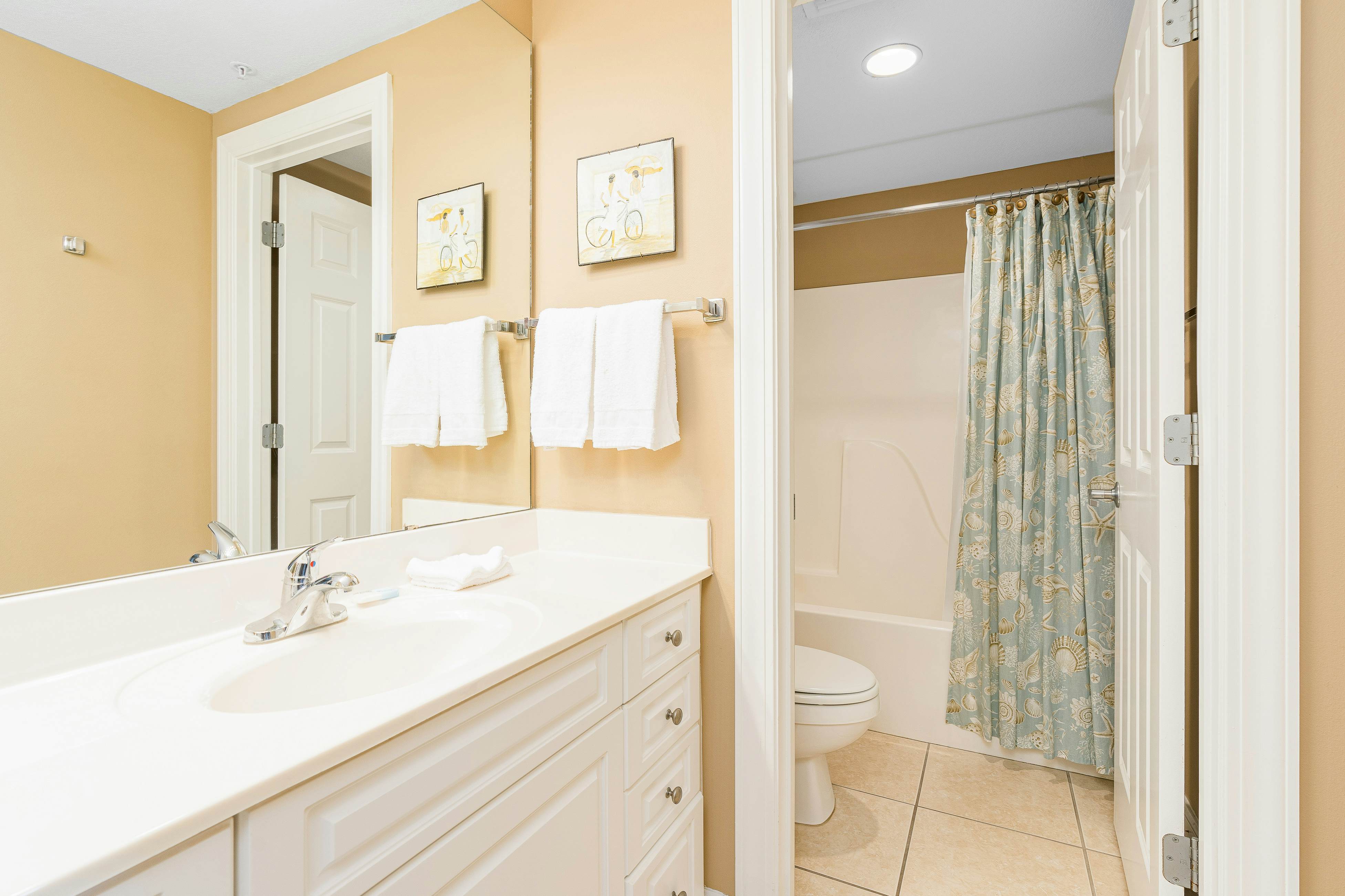 Admirals Quarters 1006