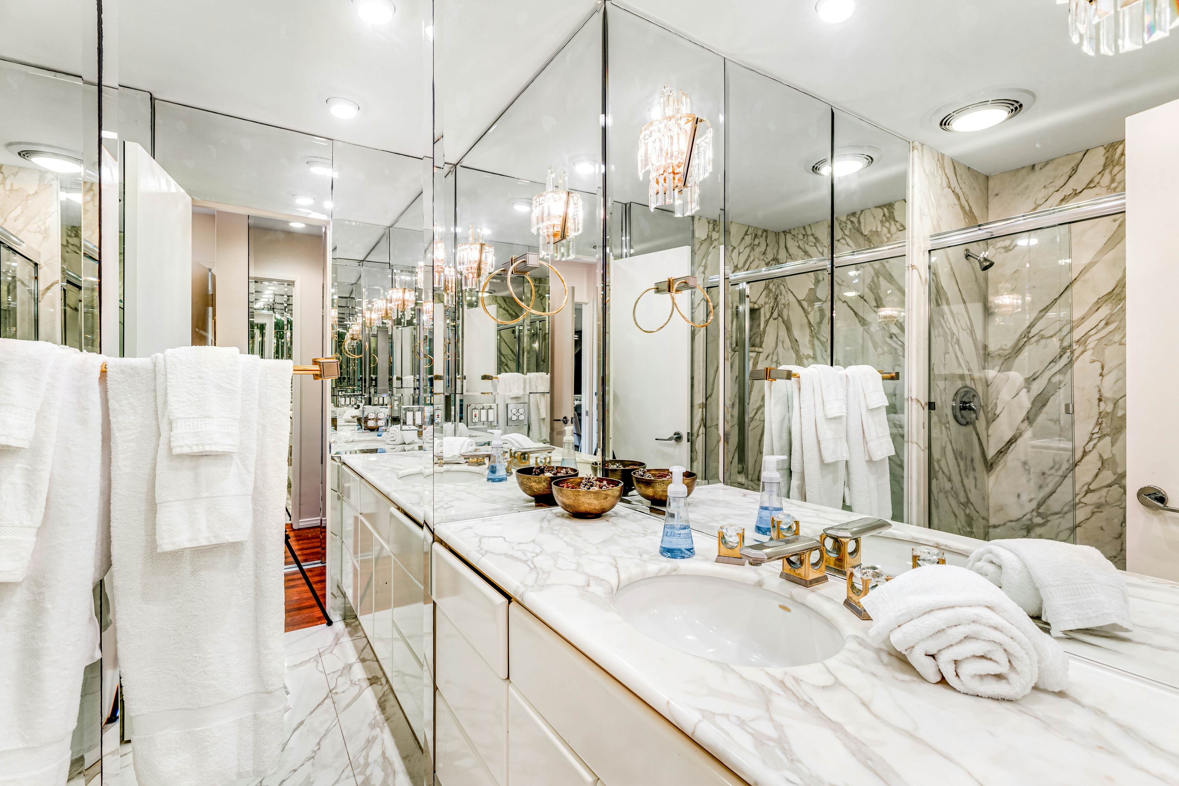 I Only Have Eyes for You