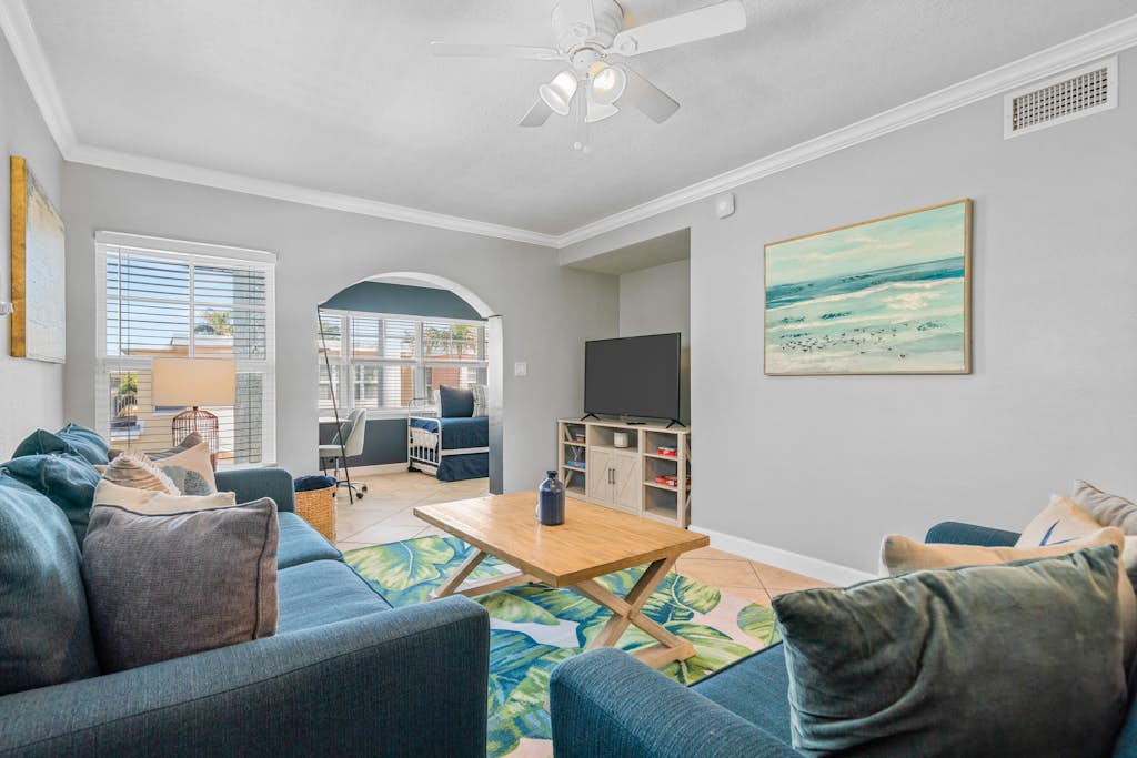 Spacious Snowbird Friendly — Indian Shores, FL — vacation rental