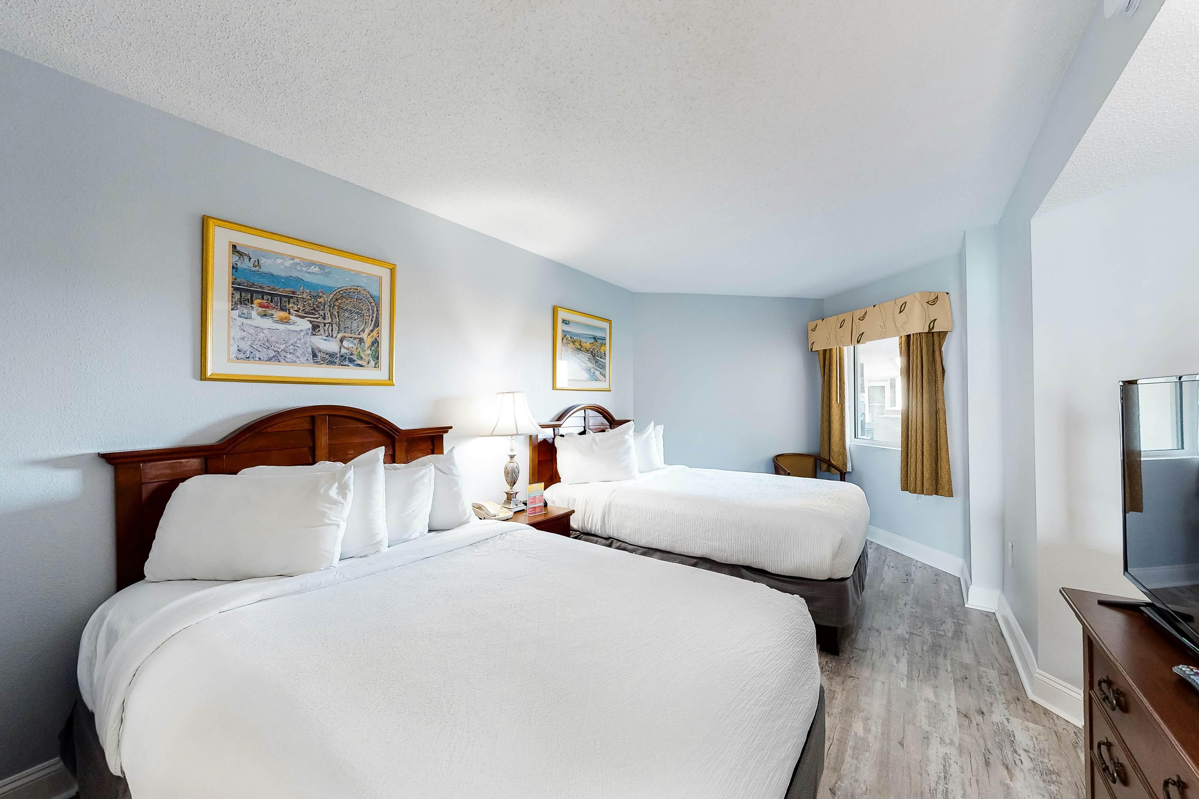 Carolinian Beach Resort 0831