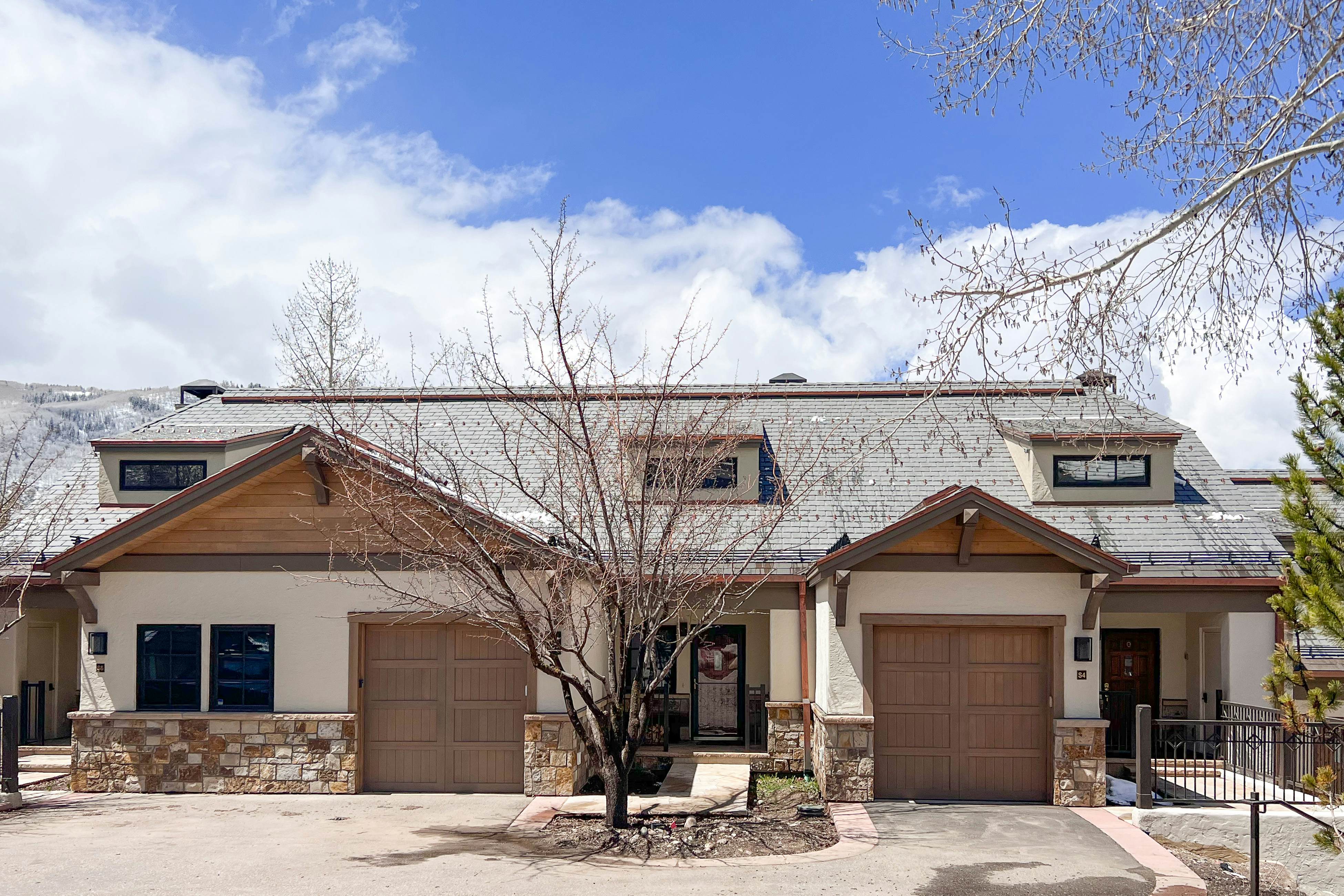 The Village Ski-In/Ski-Out