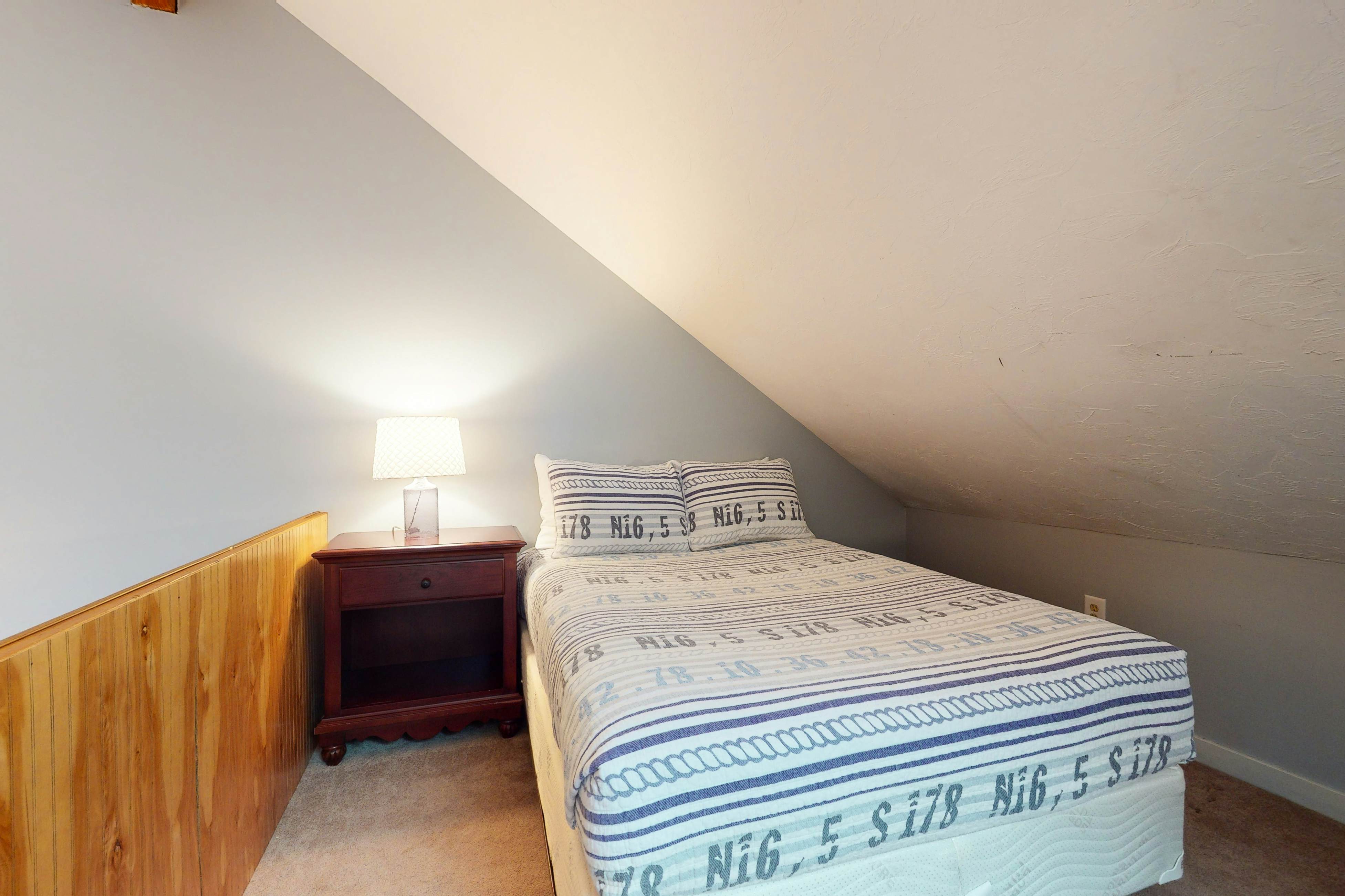 Samoset Charmer 2 BD Gilford, NH Vacation Rental Vacasa