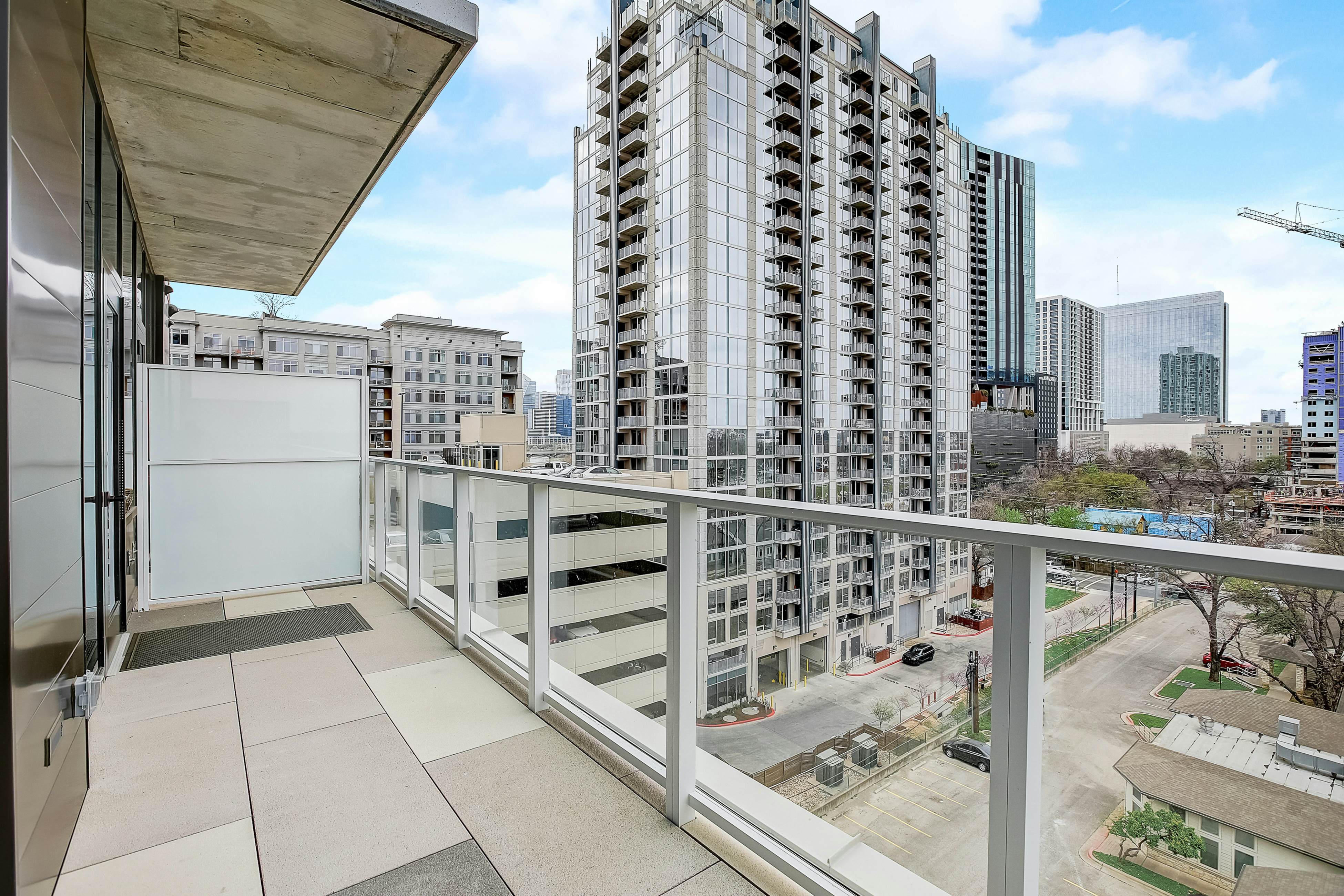 Natiivo Austin Skyline Vistas