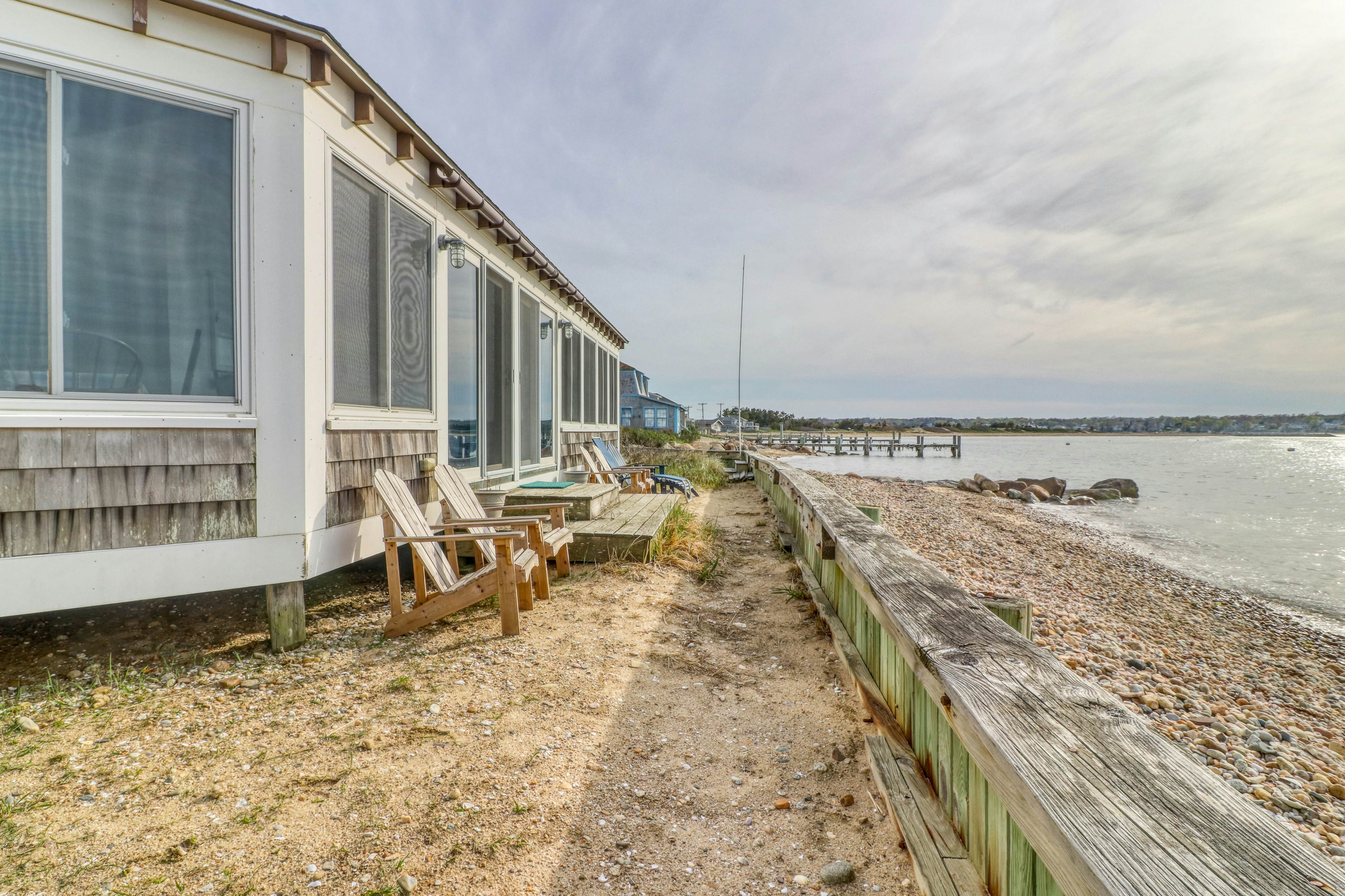 Classic Oak Bluffs Beach Home Excellent Harbor Views Near Shops