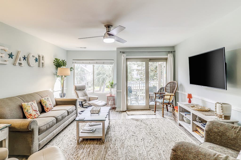 Courtside Villas Retreat w/pools & tennis courts - near beach & Coligny fun — Hilton Head, SC — vacation rental